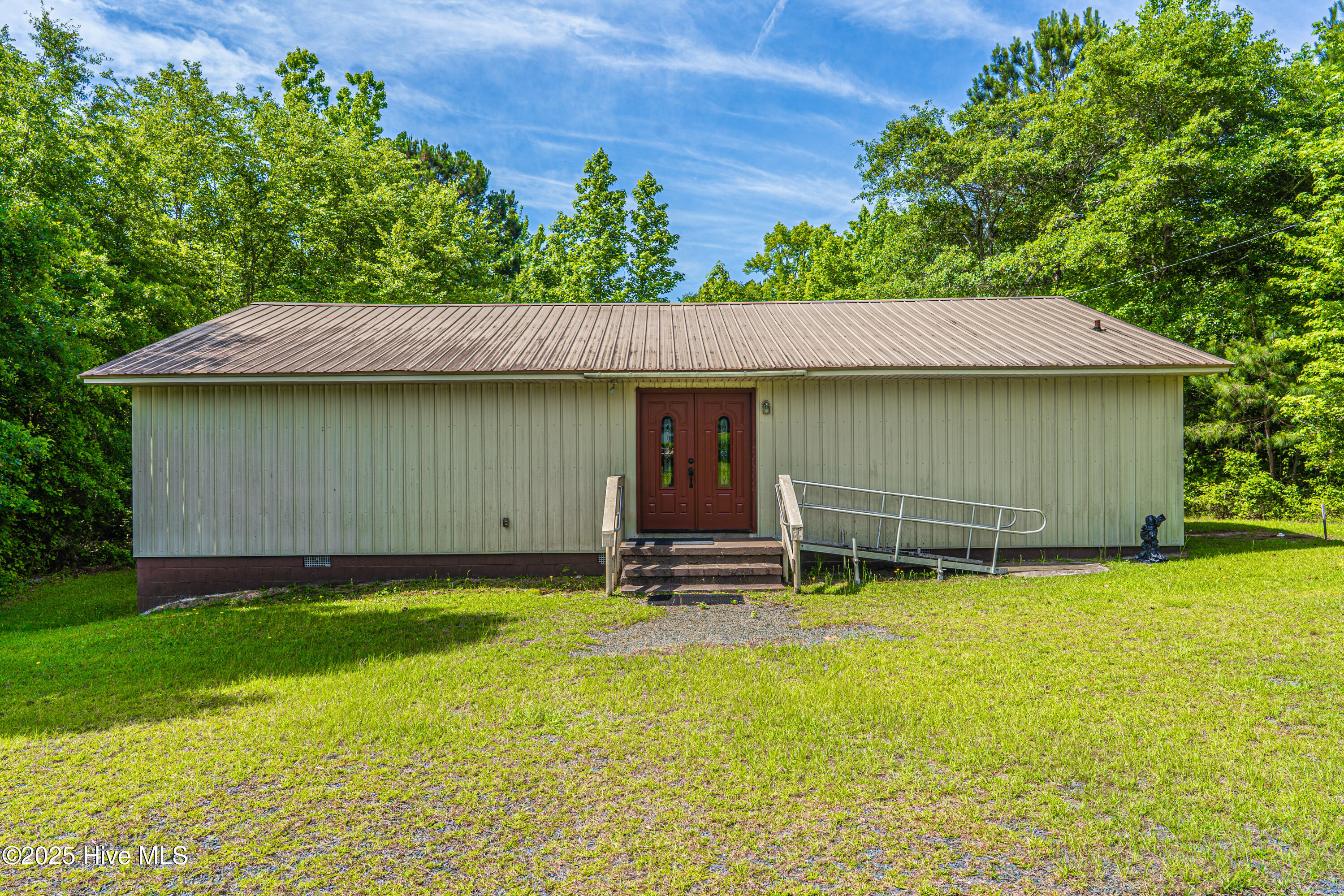 609 Highway 74 Property Photo 12