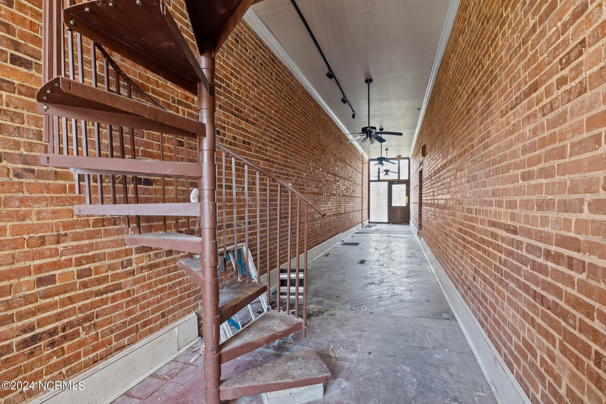 113-117 W Water Street Property Photo 6