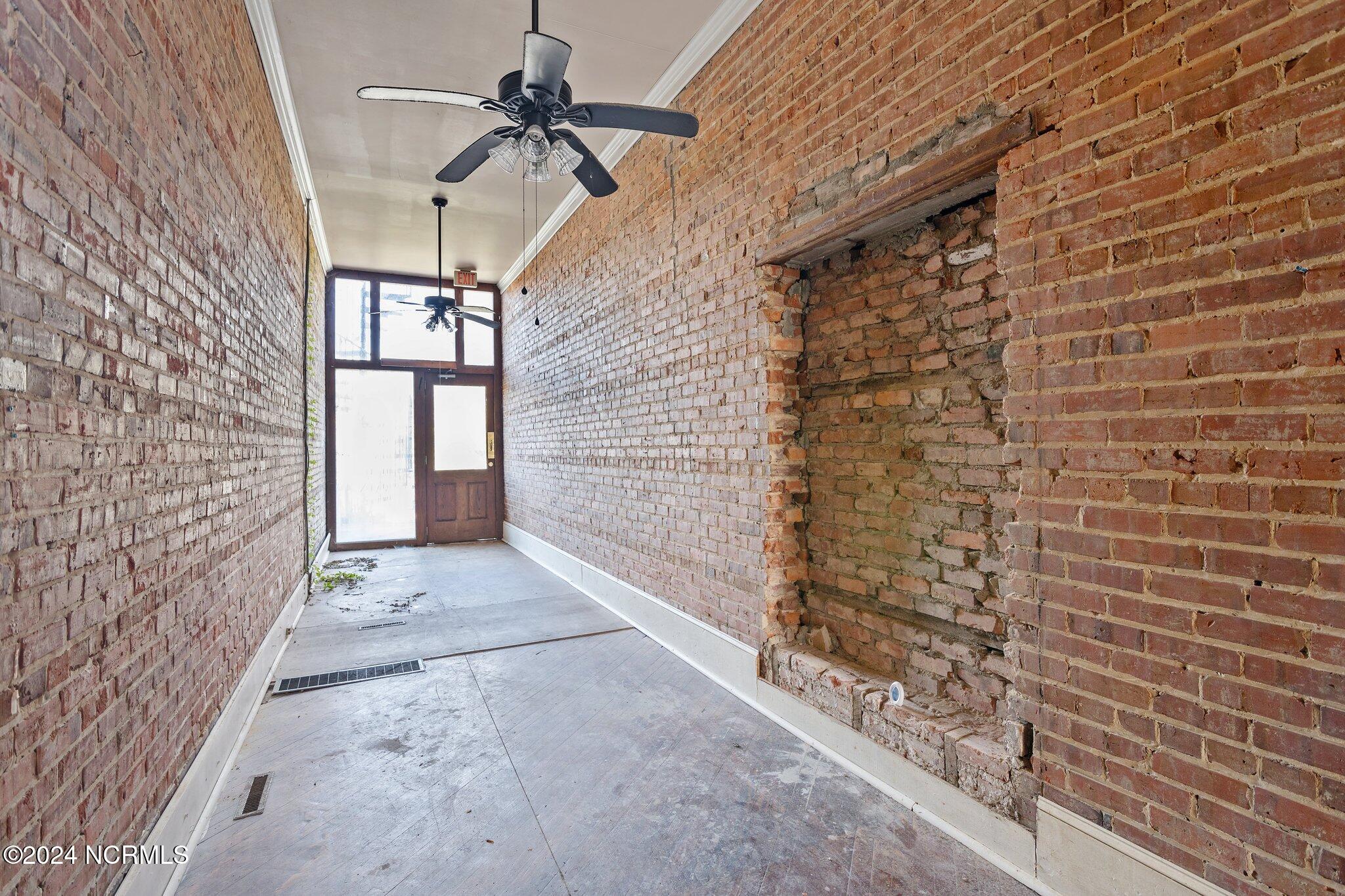 113-117 W Water Street Property Photo 8