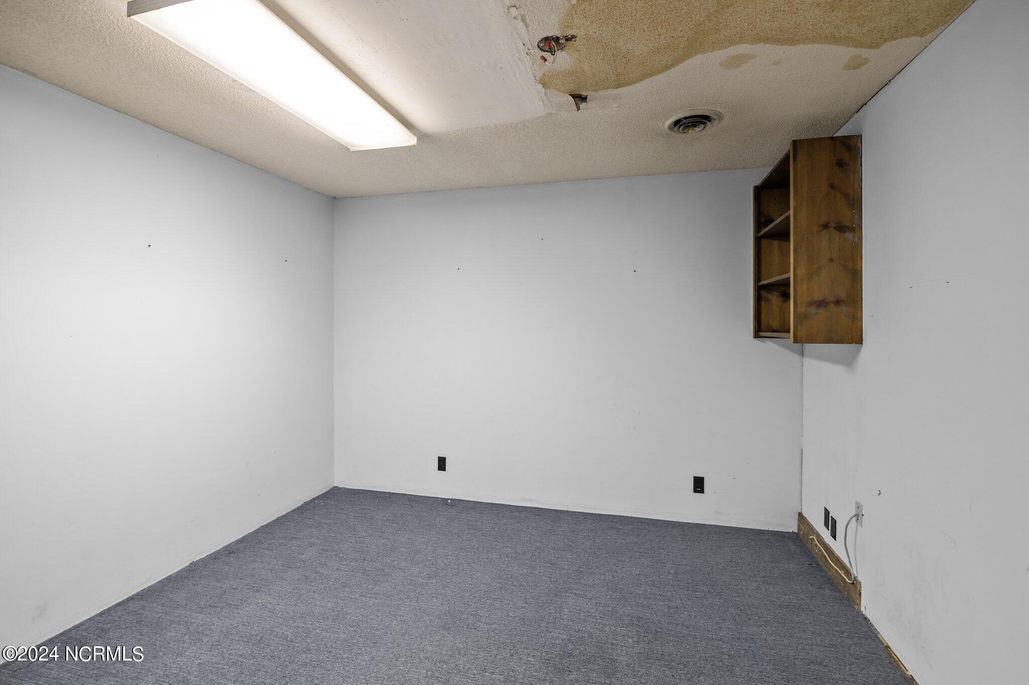113-117 W Water Street Property Photo 16