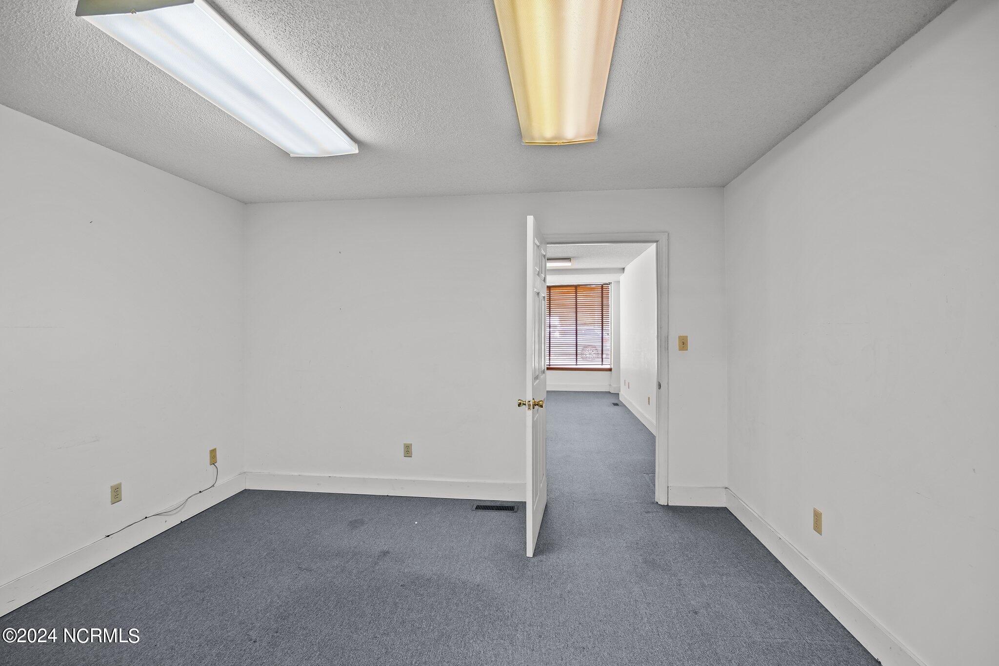 113-117 W Water Street Property Photo 36