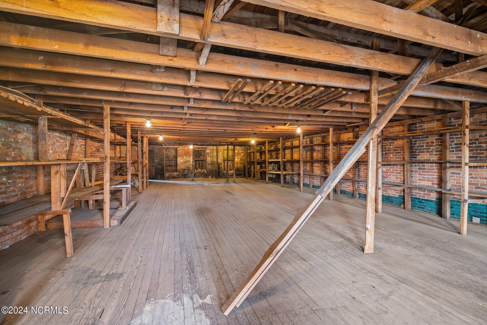 113-117 W Water Street Property Photo 44