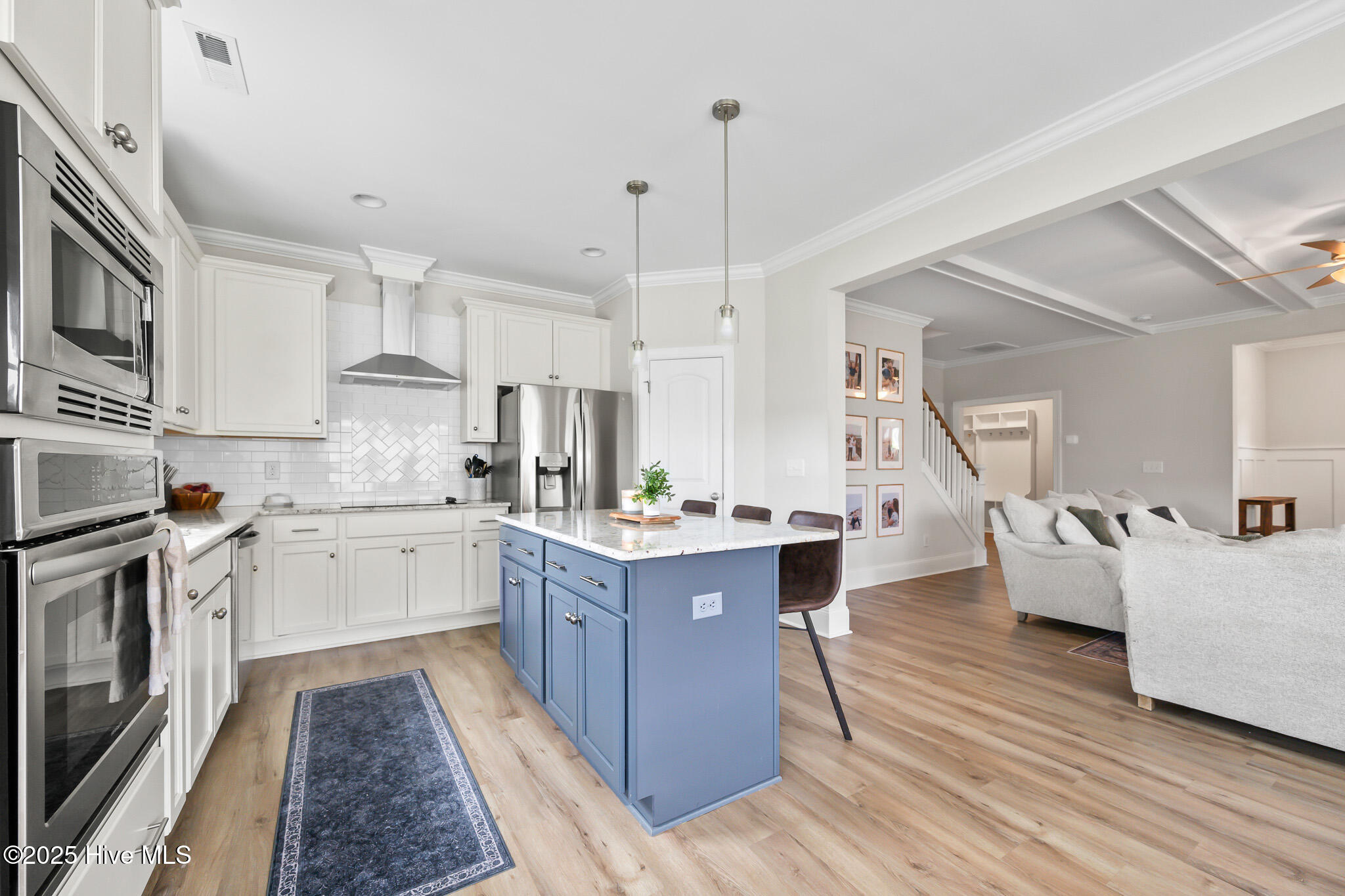 6795 Campbells Ridge Drive Property Photo 15