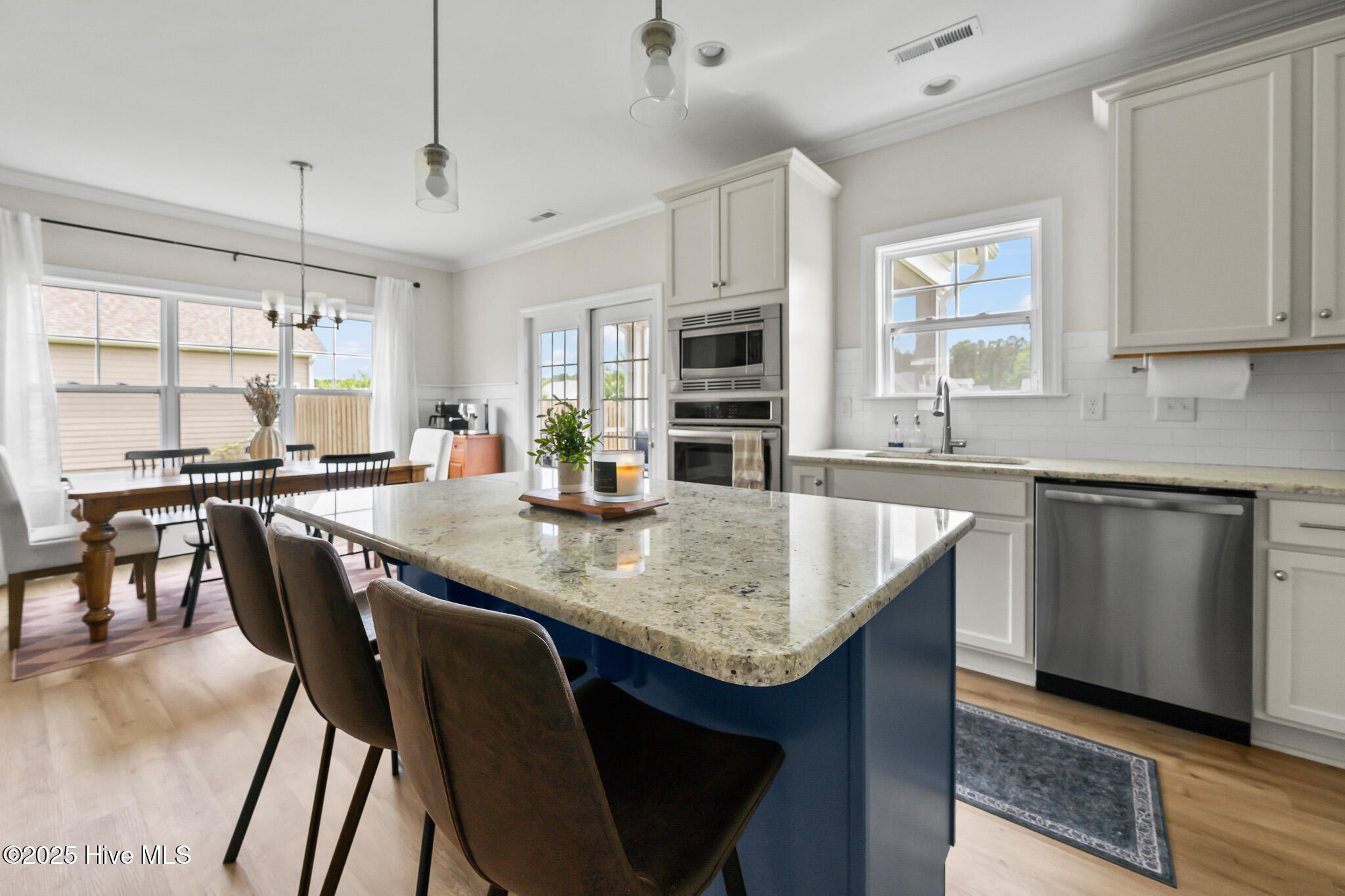 6795 Campbells Ridge Drive Property Photo 17