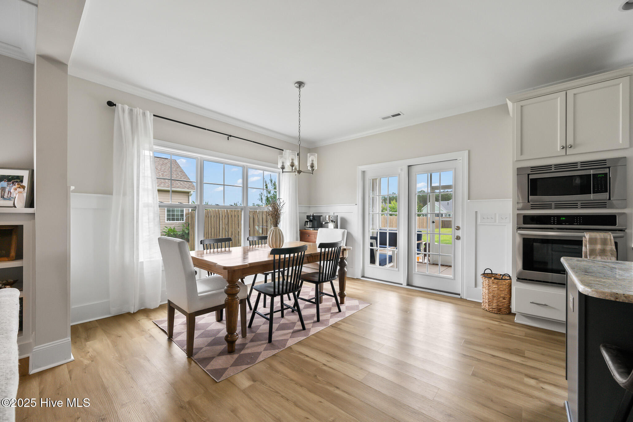 6795 Campbells Ridge Drive Property Photo 20