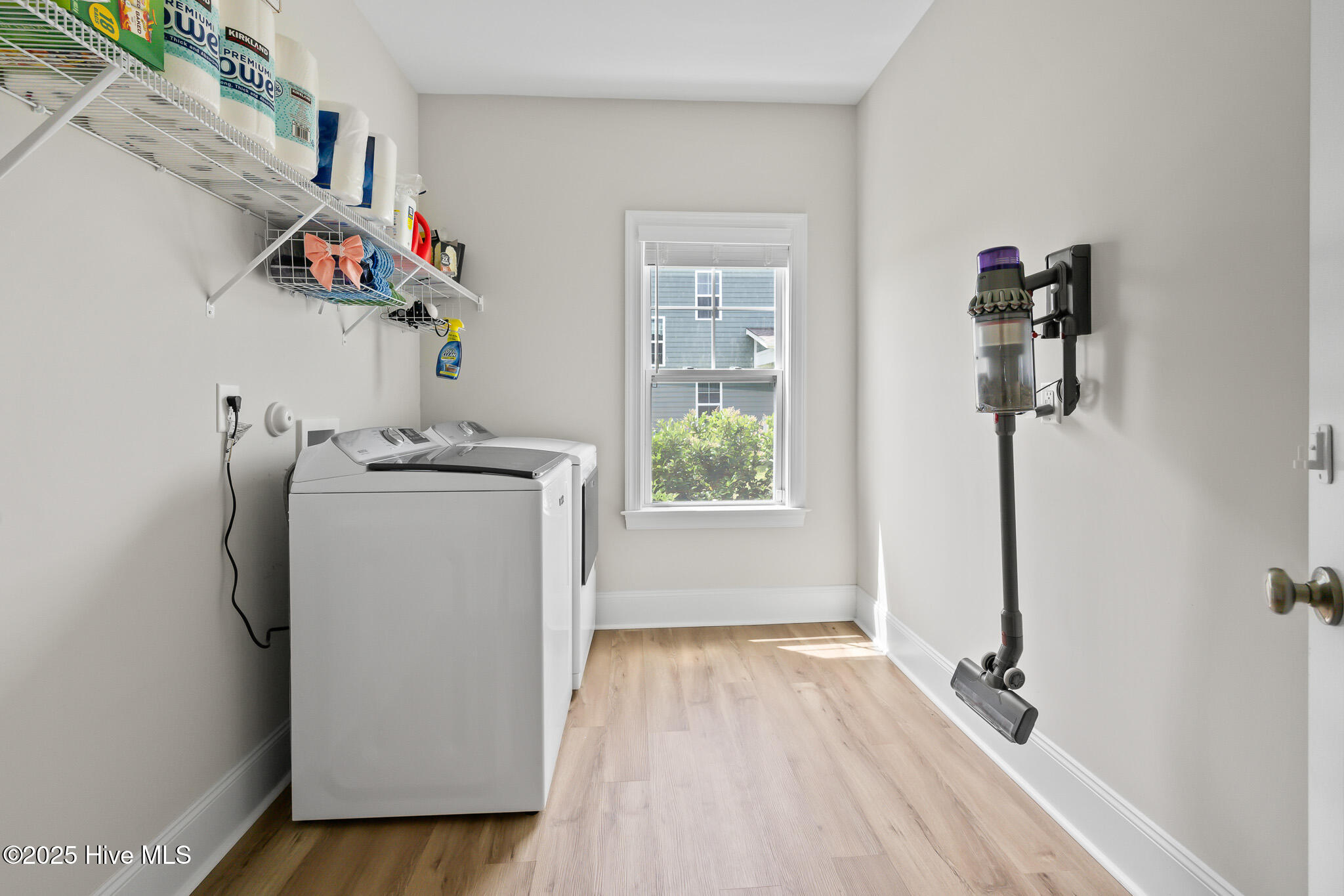 6795 Campbells Ridge Drive Property Photo 28