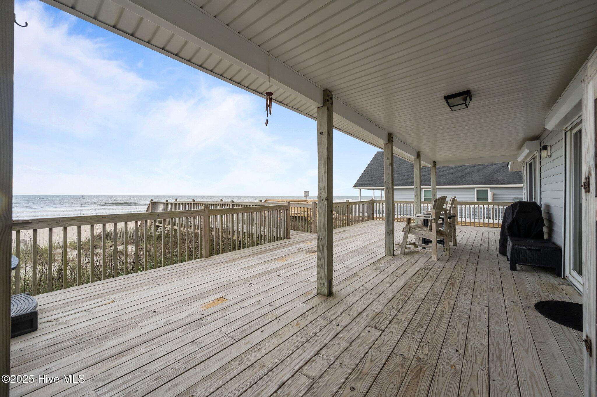 232 Seashore Drive Property Photo 12
