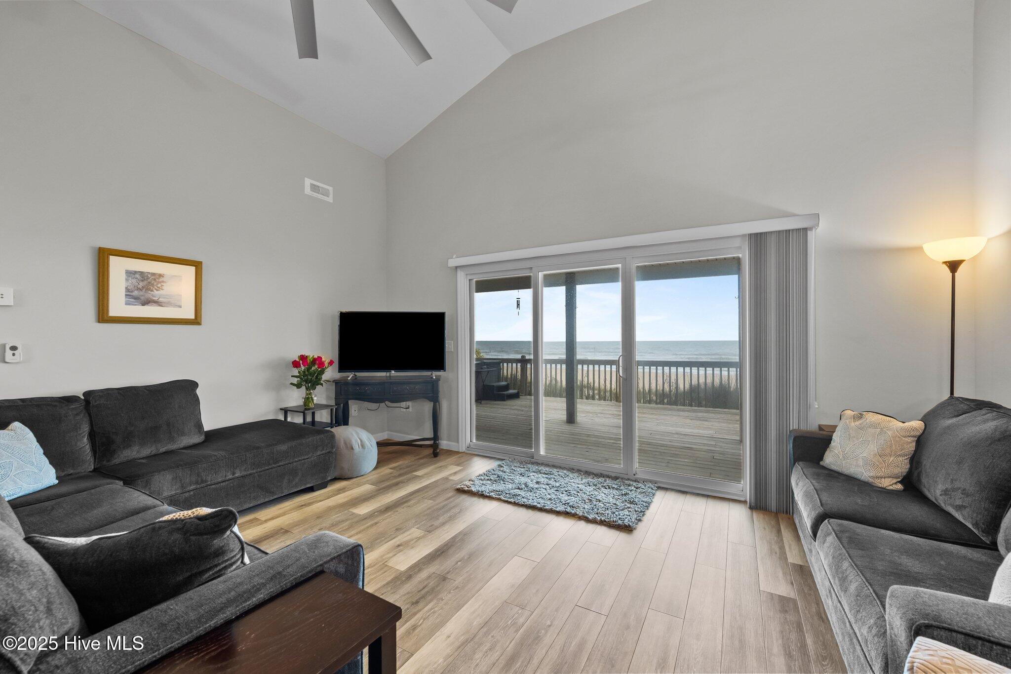 232 Seashore Drive Property Photo 15