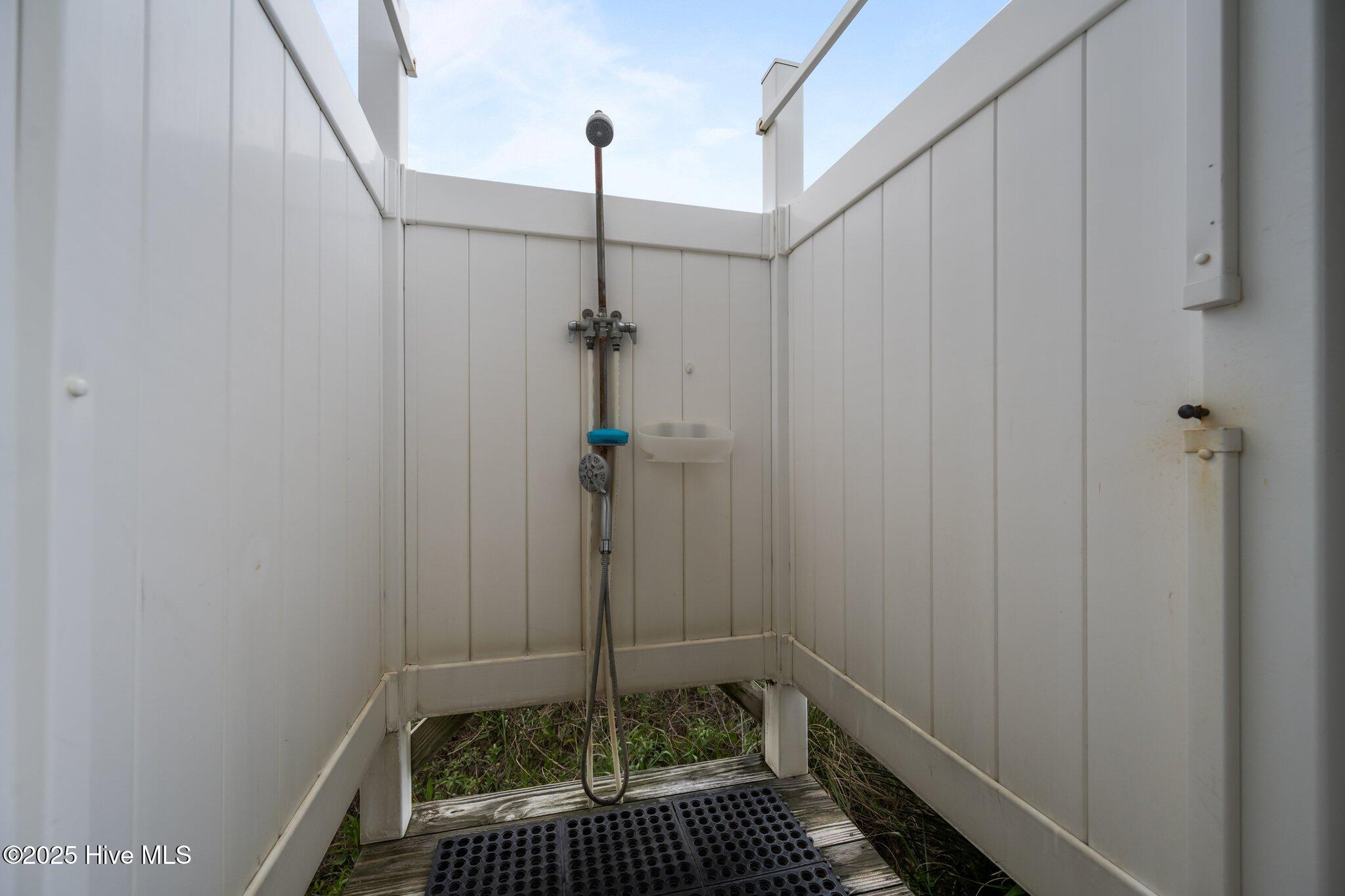 232 Seashore Drive Property Photo 45