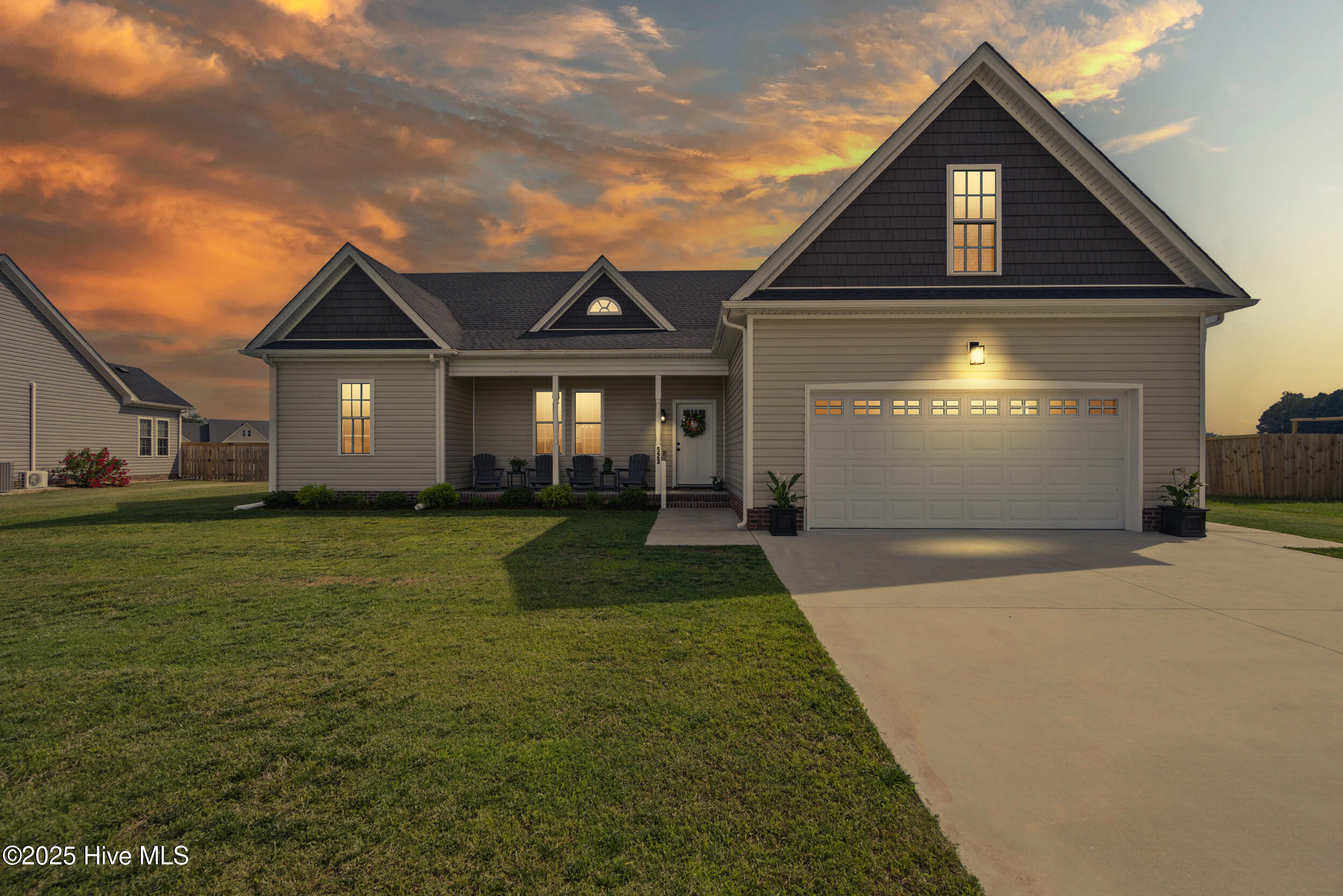 523 Keel Way Property Photo 1