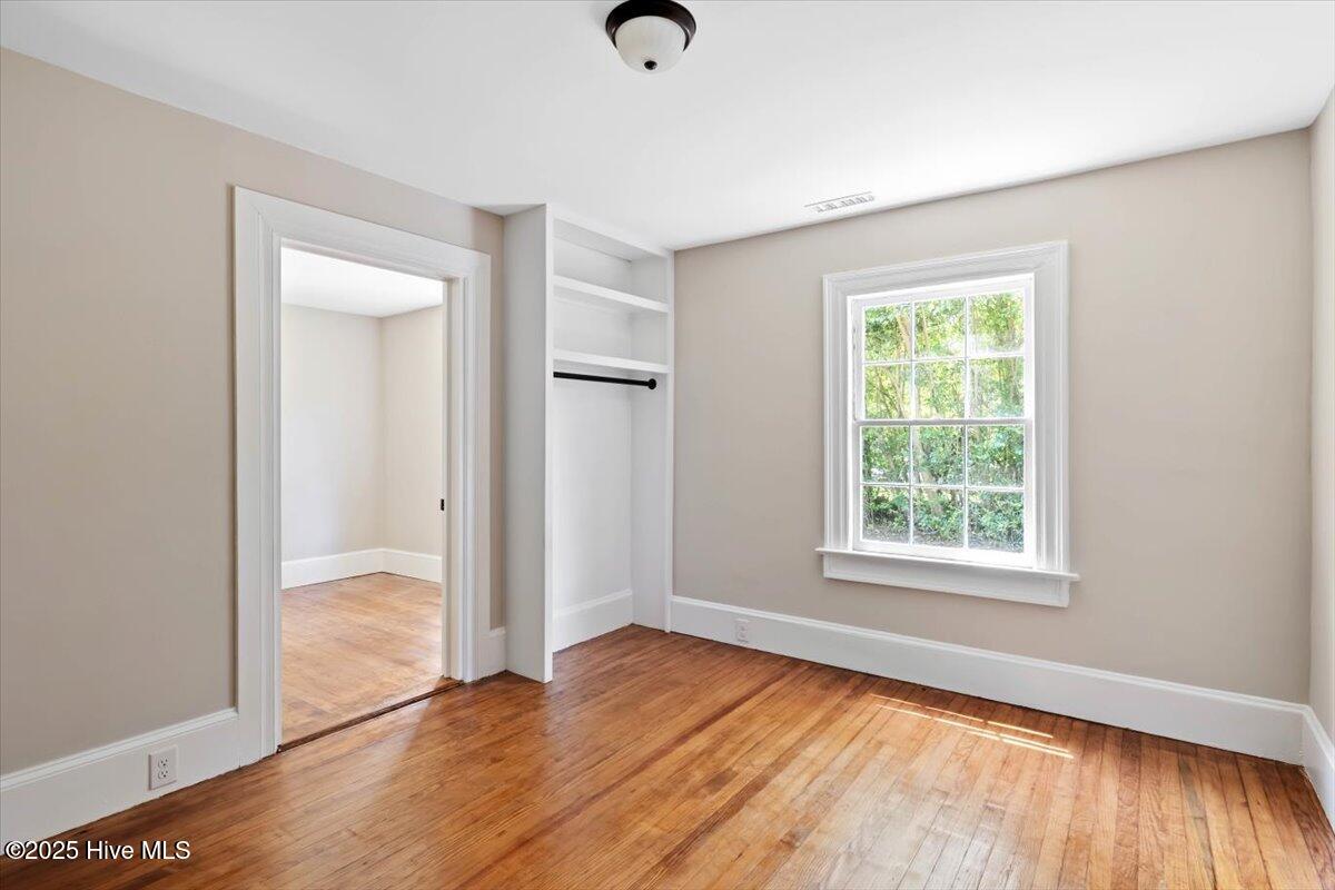201 Van Street Property Photo 18