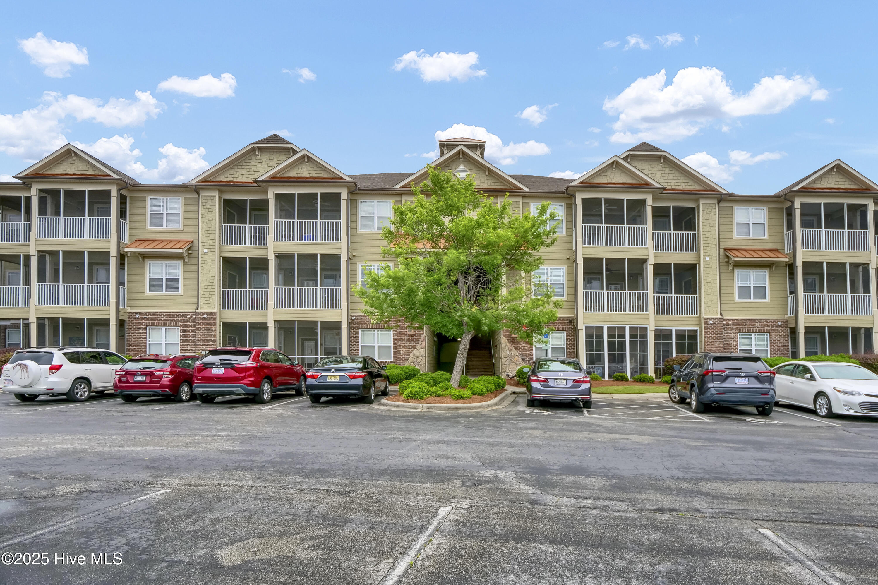 395 S Crow Creek Drive 2306 Property Photo 1