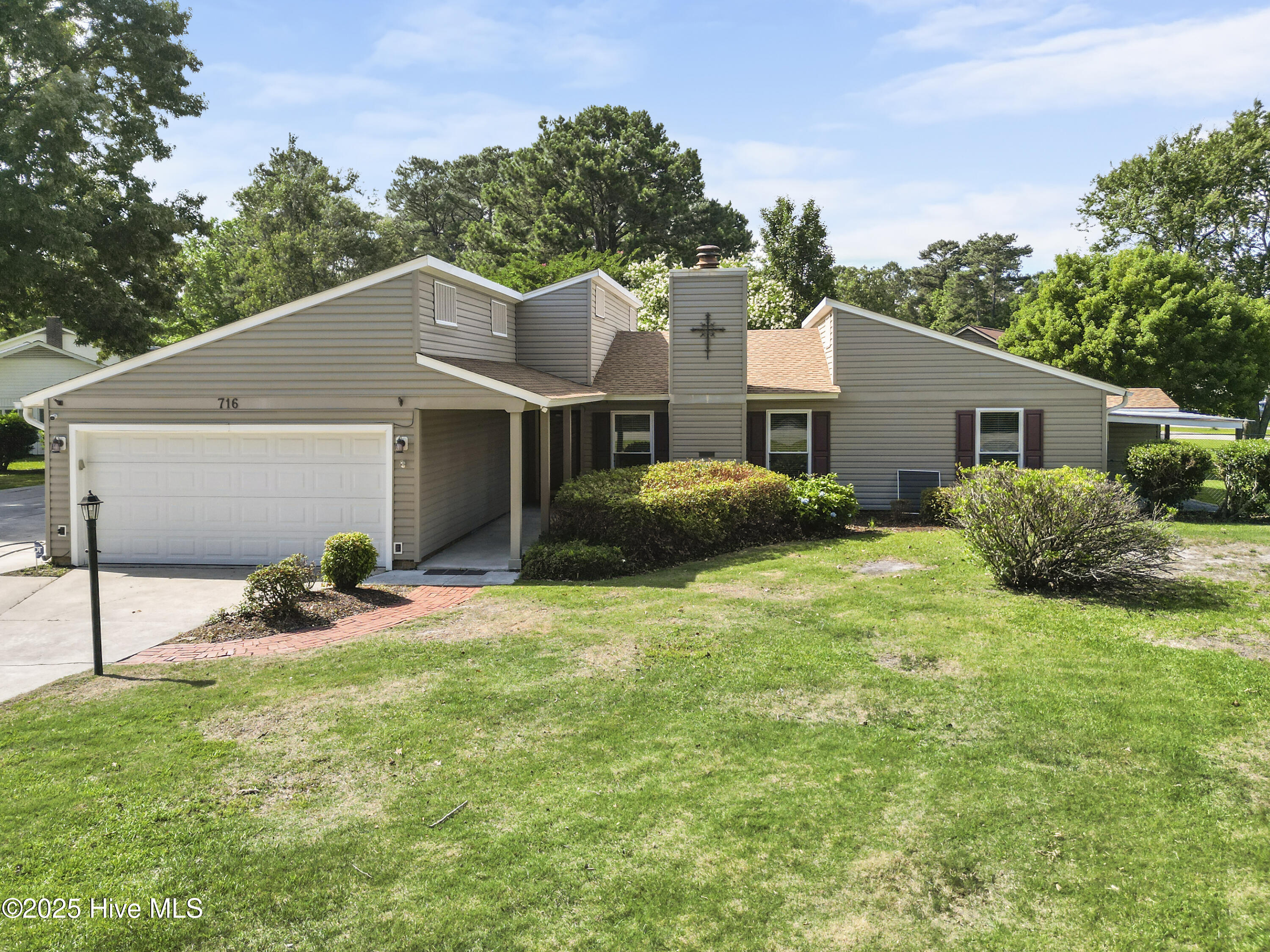 716 Shadowridge Road Property Photo 1