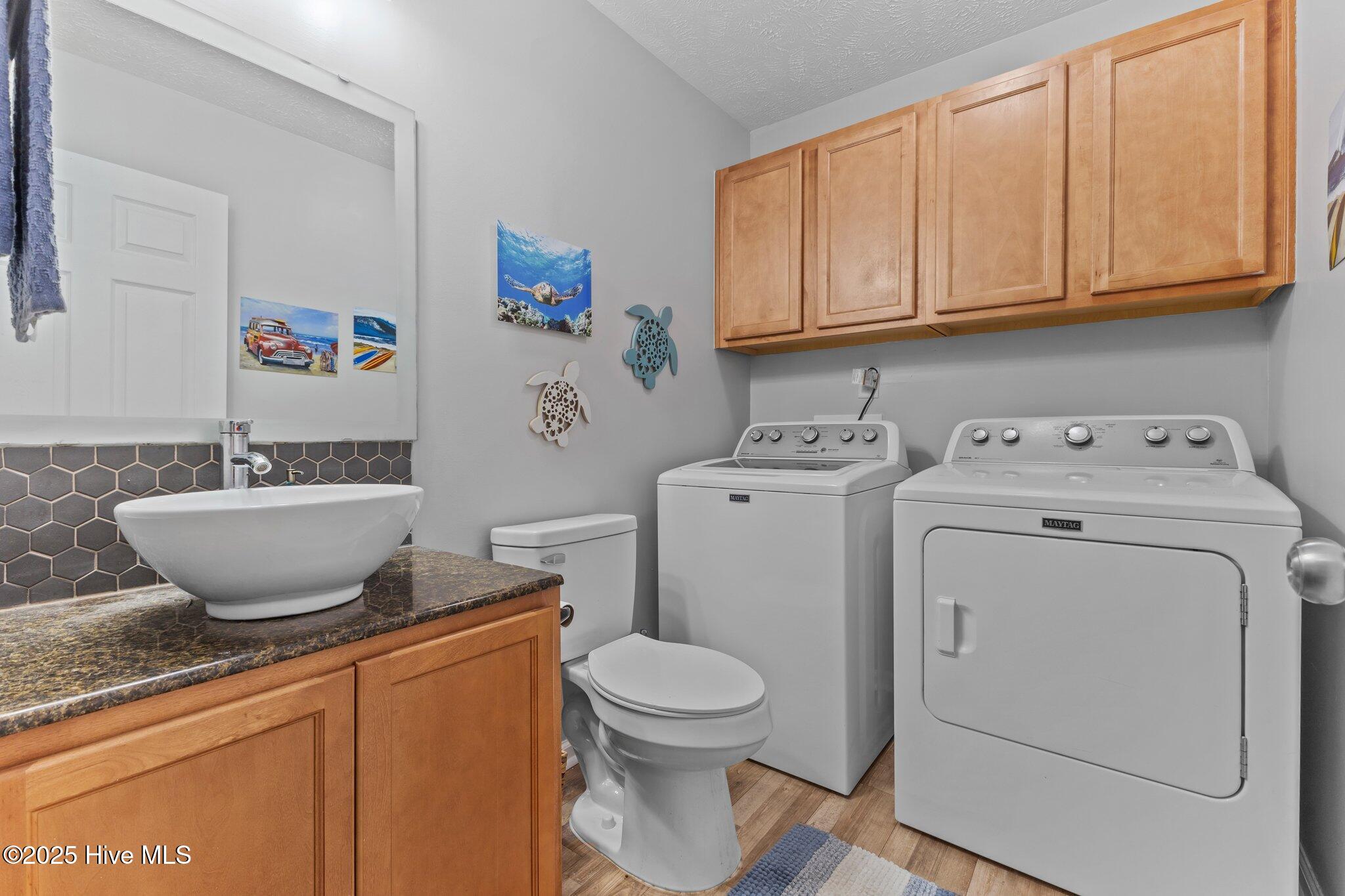 1020 Our Street Property Photo 26