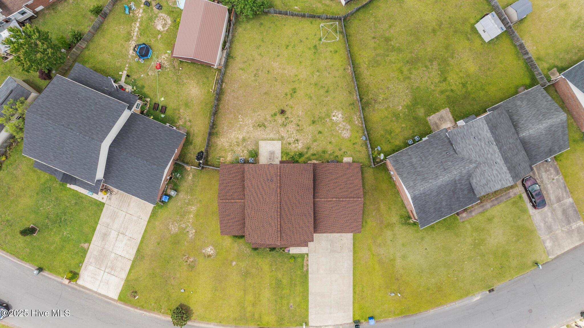 1020 Our Street Property Photo 29