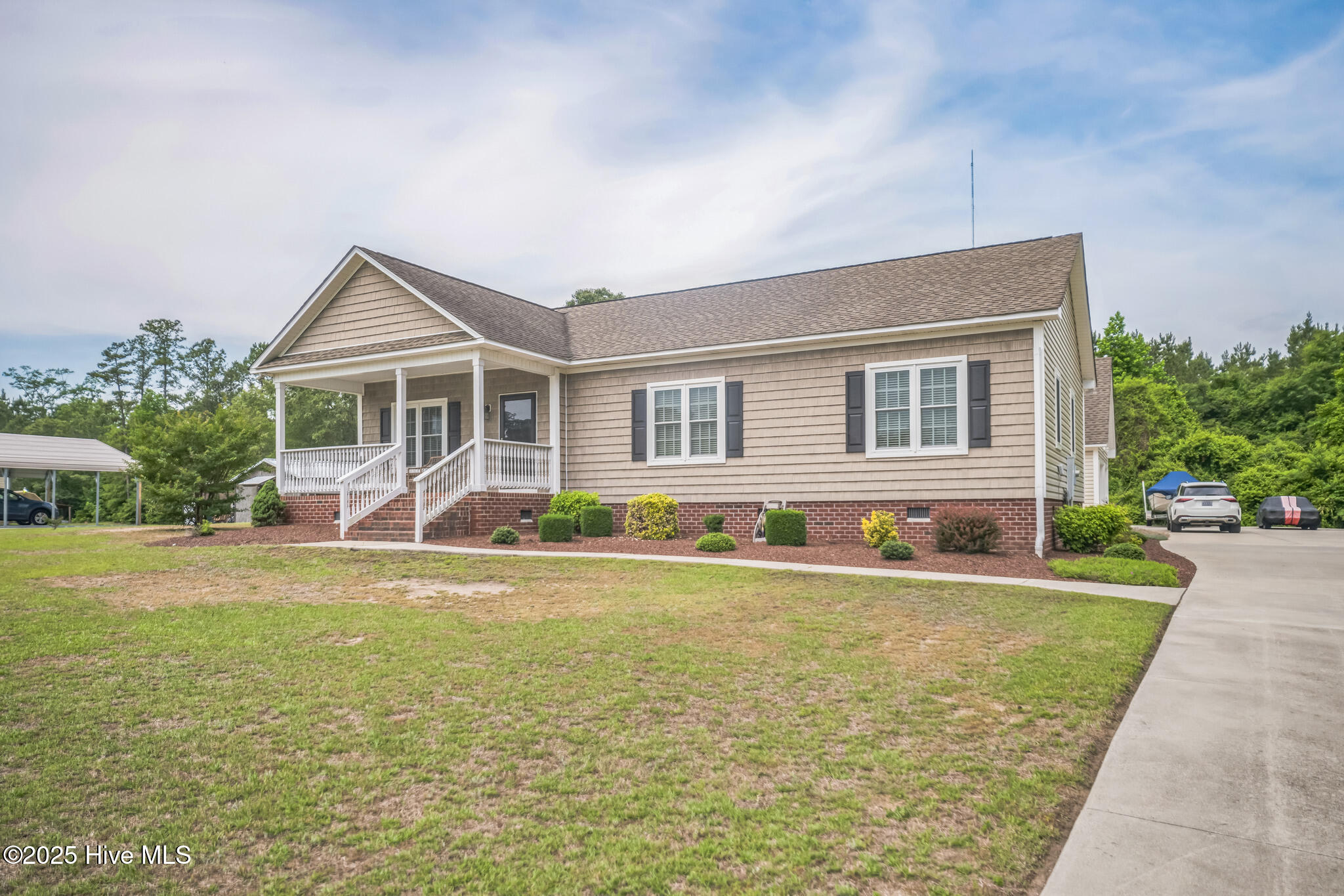 6428 Salem Ridge Drive Property Photo 3