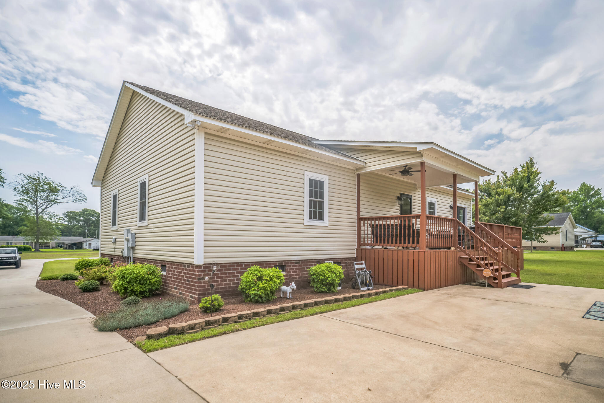 6428 Salem Ridge Drive Property Photo 4