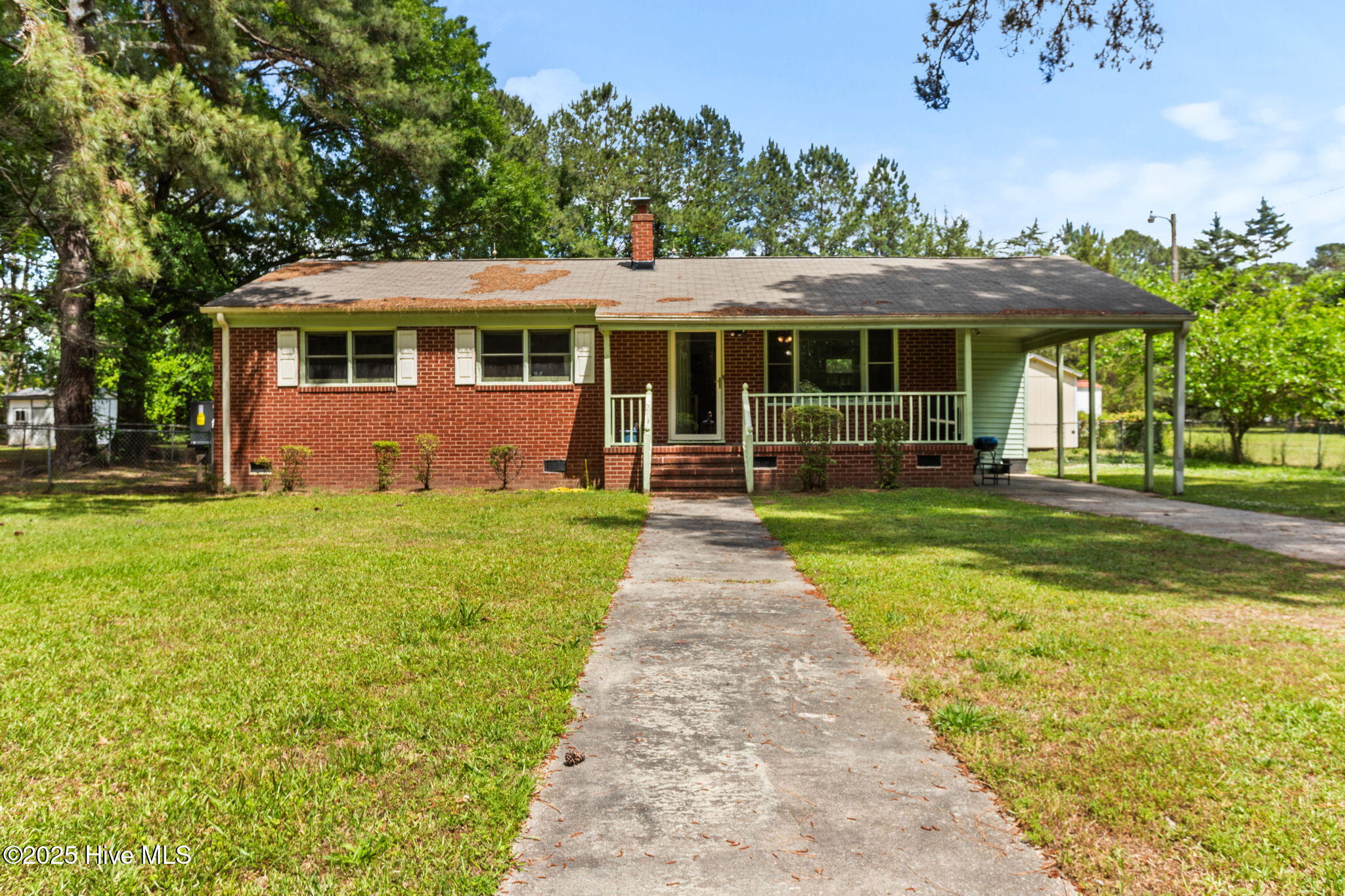 1709 Whitfield Avenue Property Photo 1