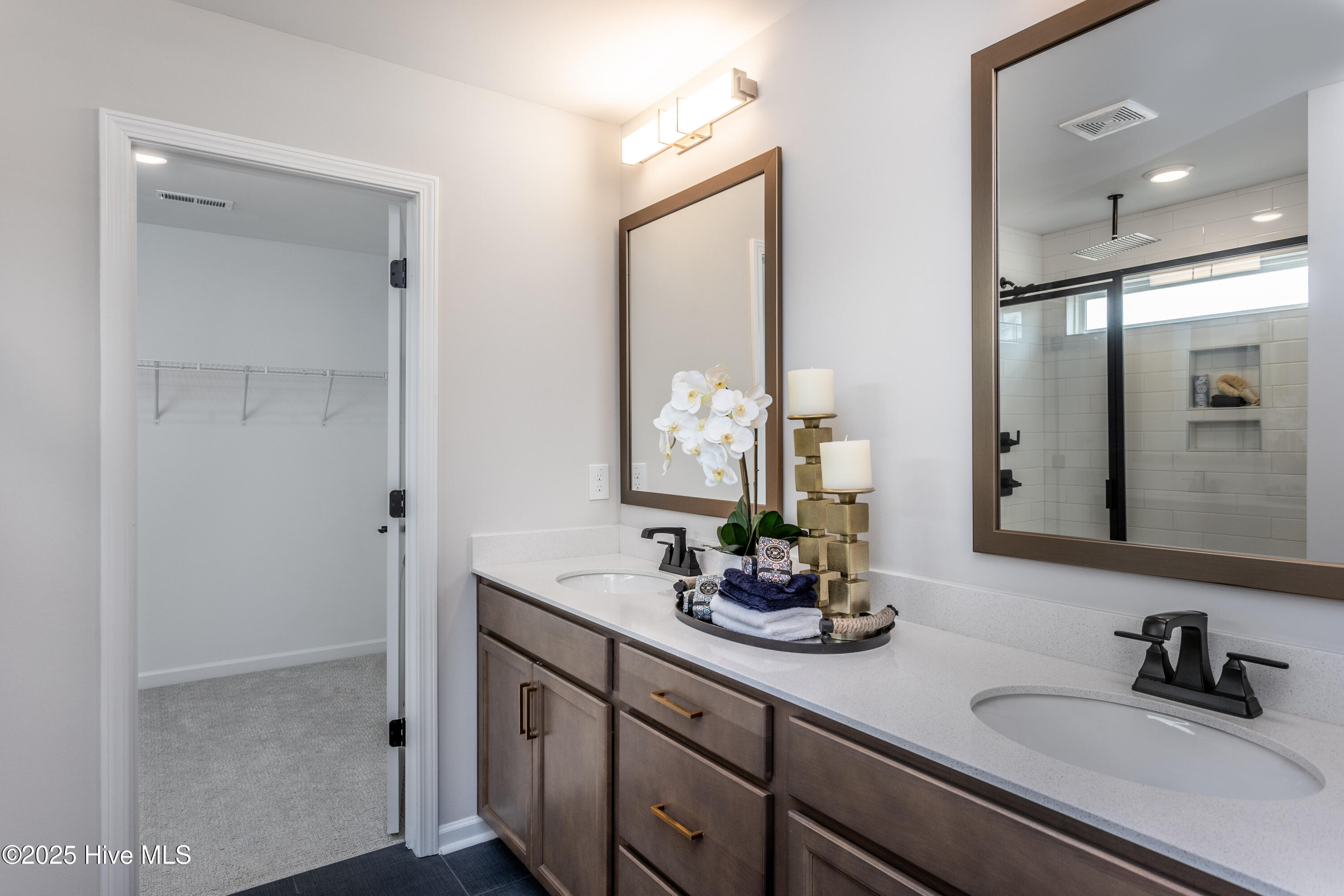 7451 Julius Dr, #85 Property Photo 18