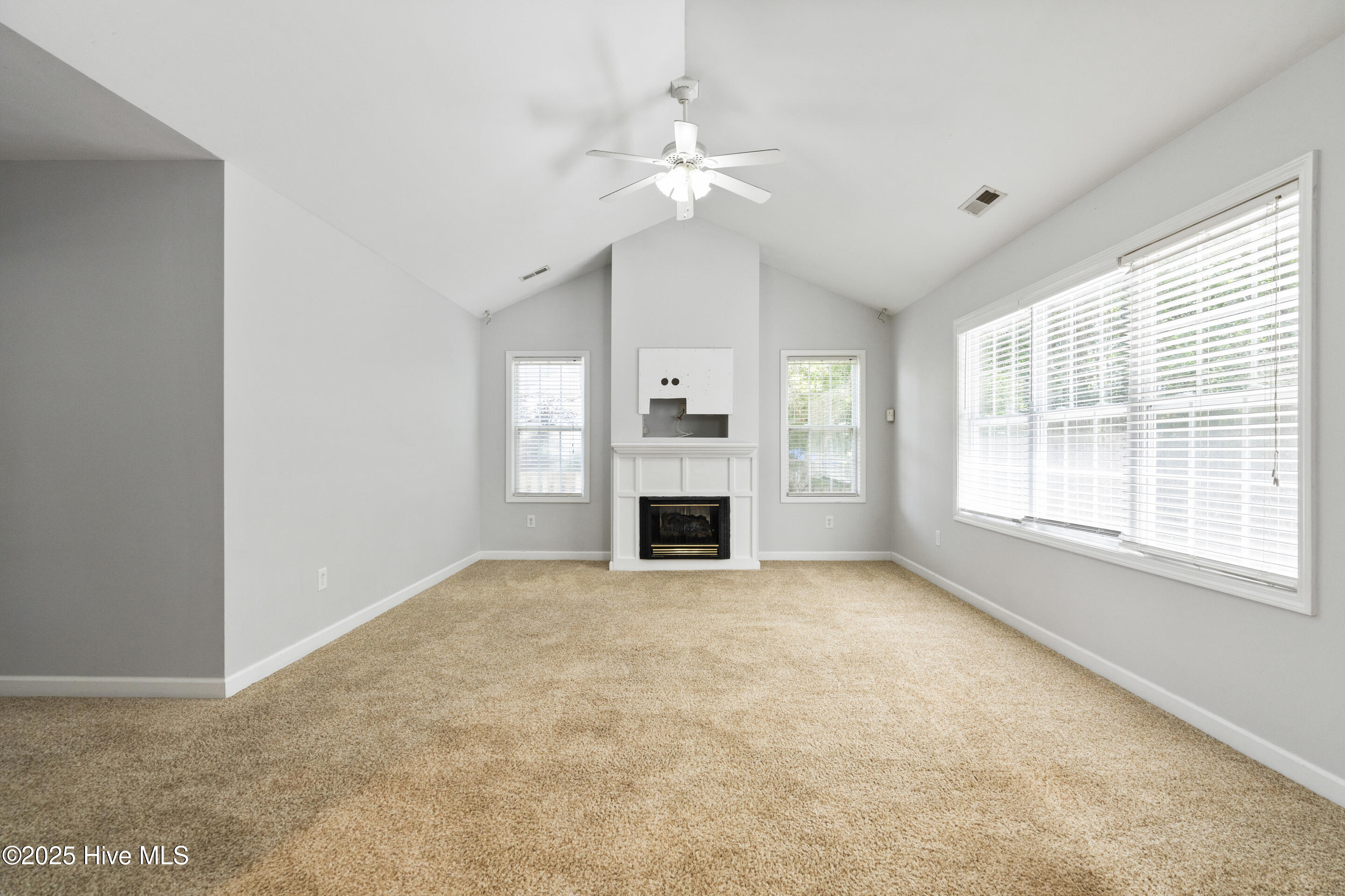 212 Elderberry Court Property Photo 8