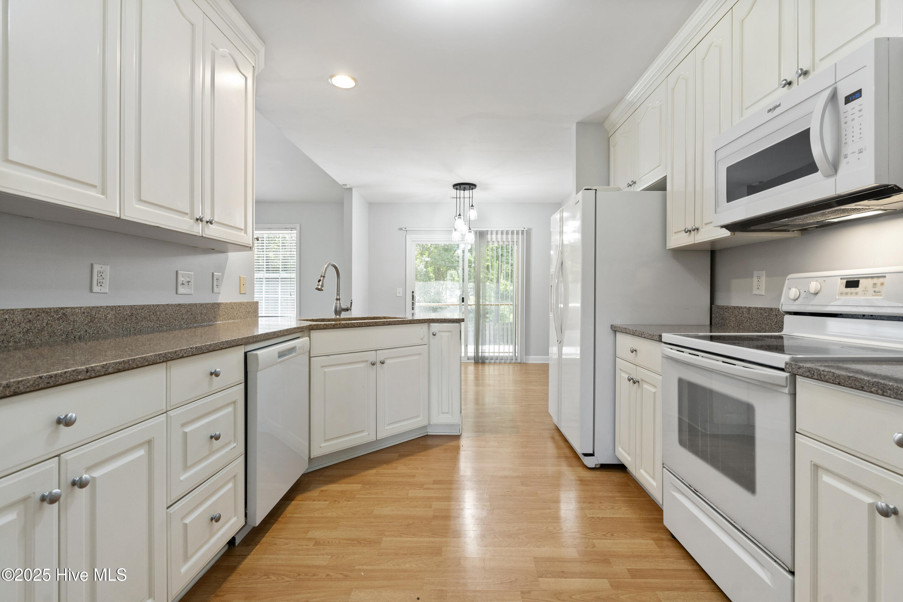 212 Elderberry Court Property Photo 13