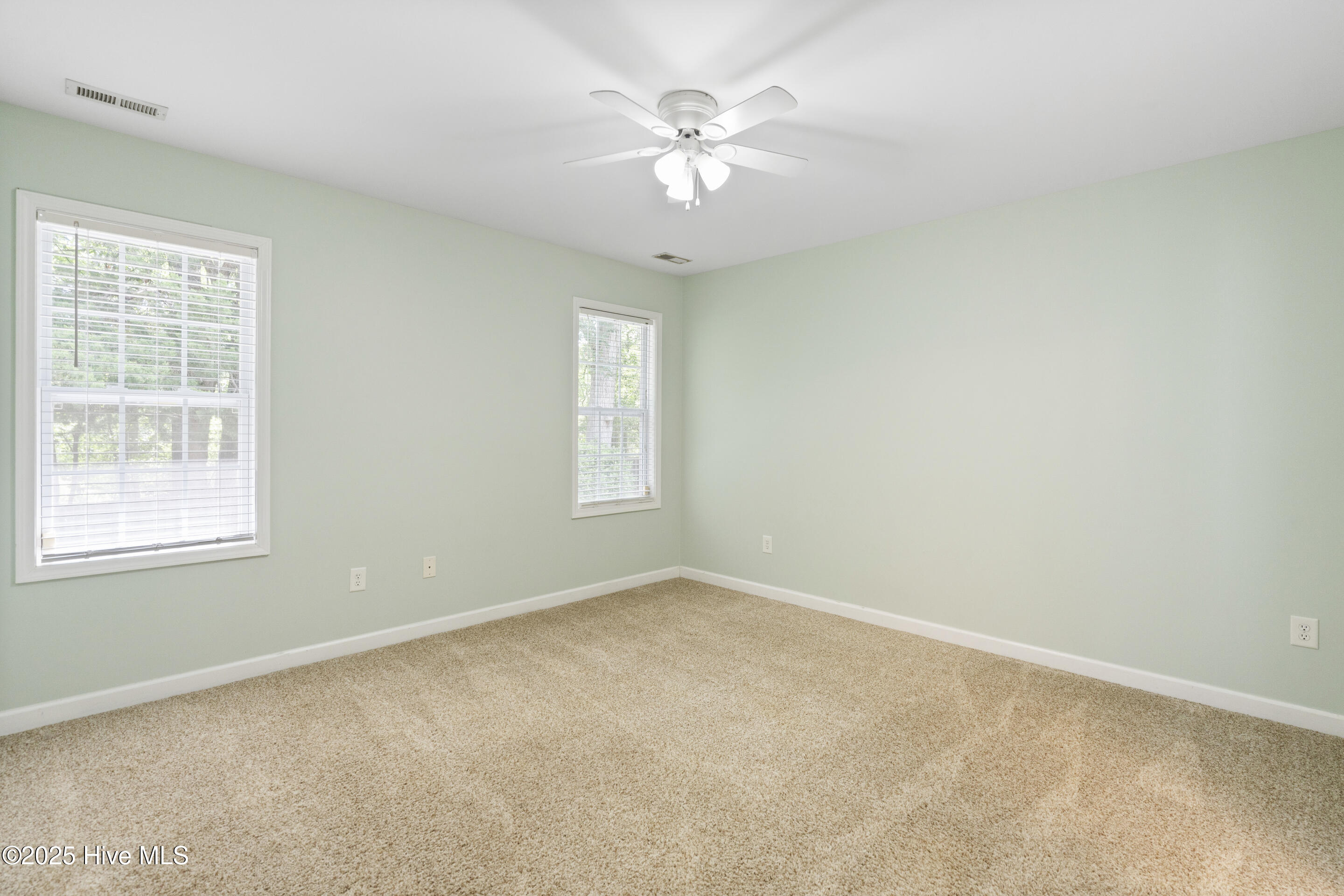 212 Elderberry Court Property Photo 18