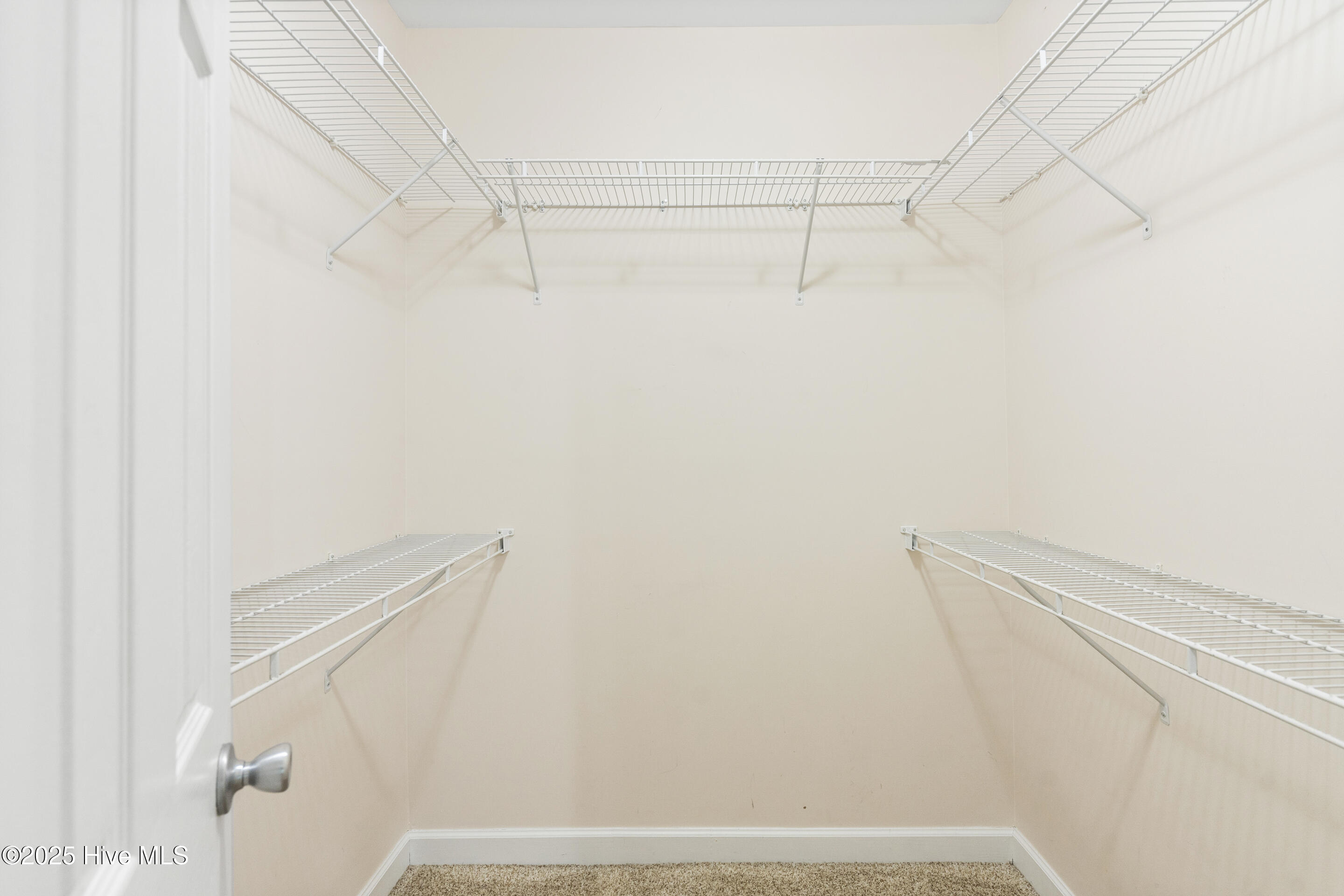 212 Elderberry Court Property Photo 23