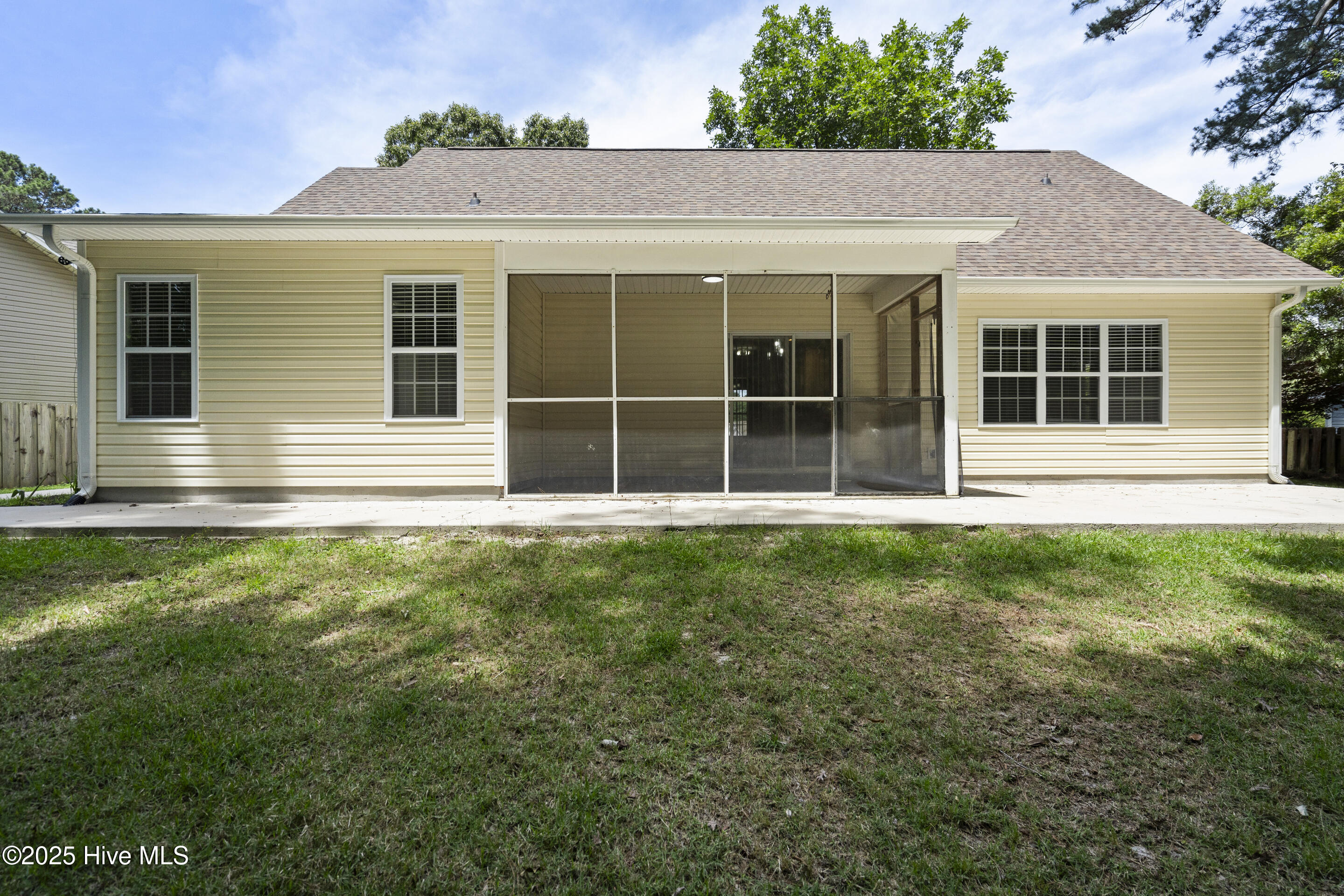 212 Elderberry Court Property Photo 30