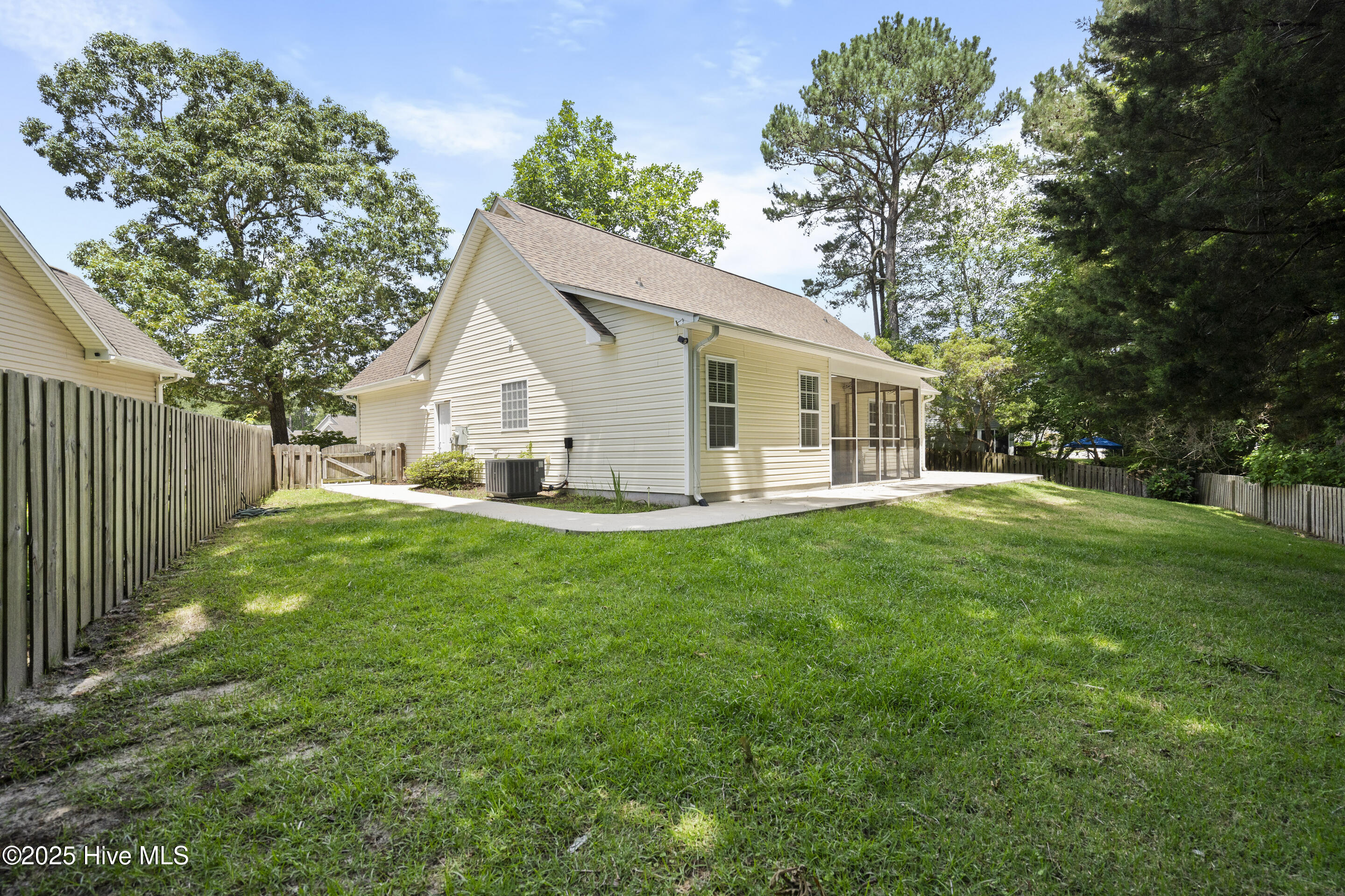 212 Elderberry Court Property Photo 32