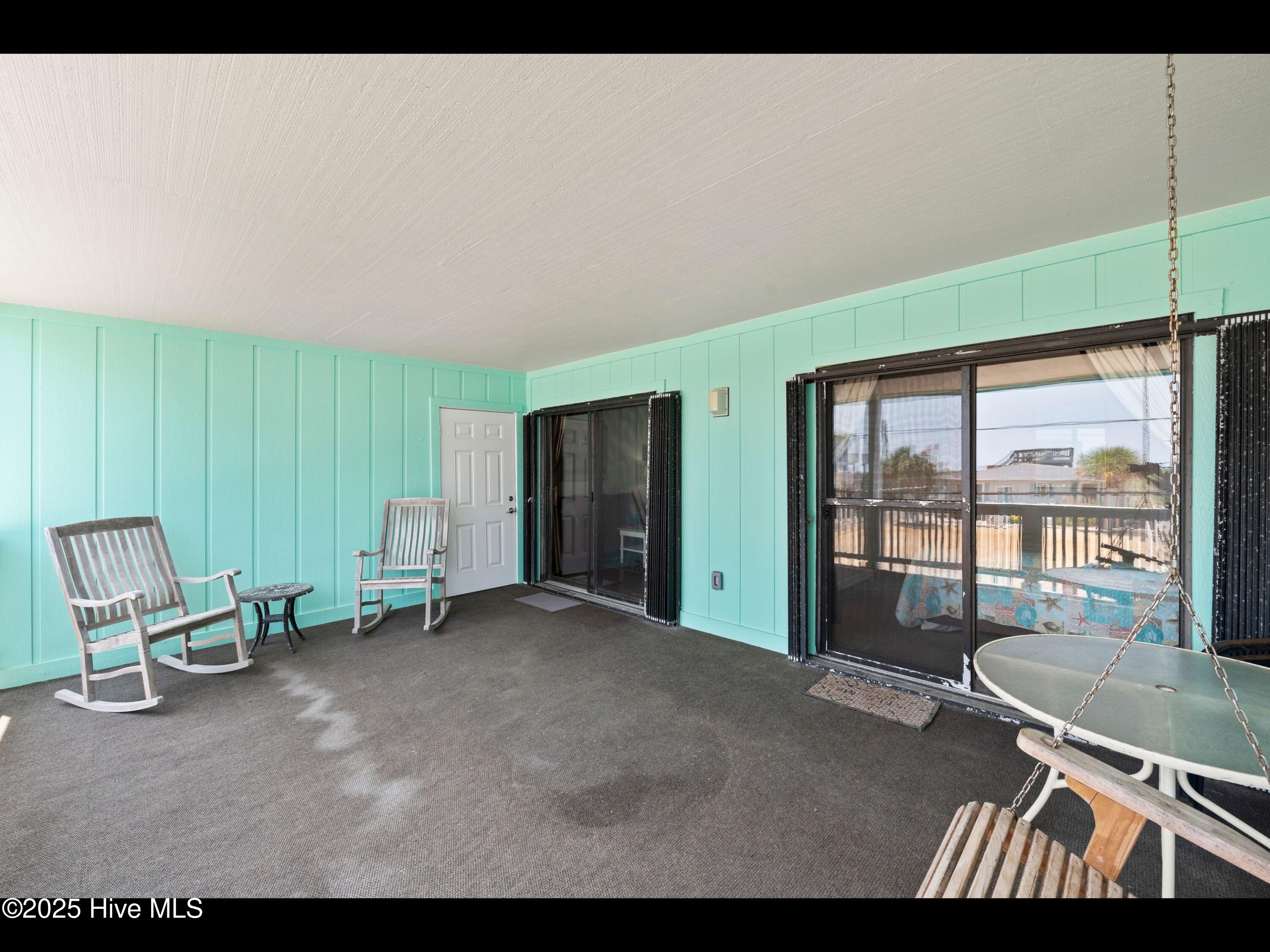 1013 Carolina Beach Avenue 1f Property Photo 2