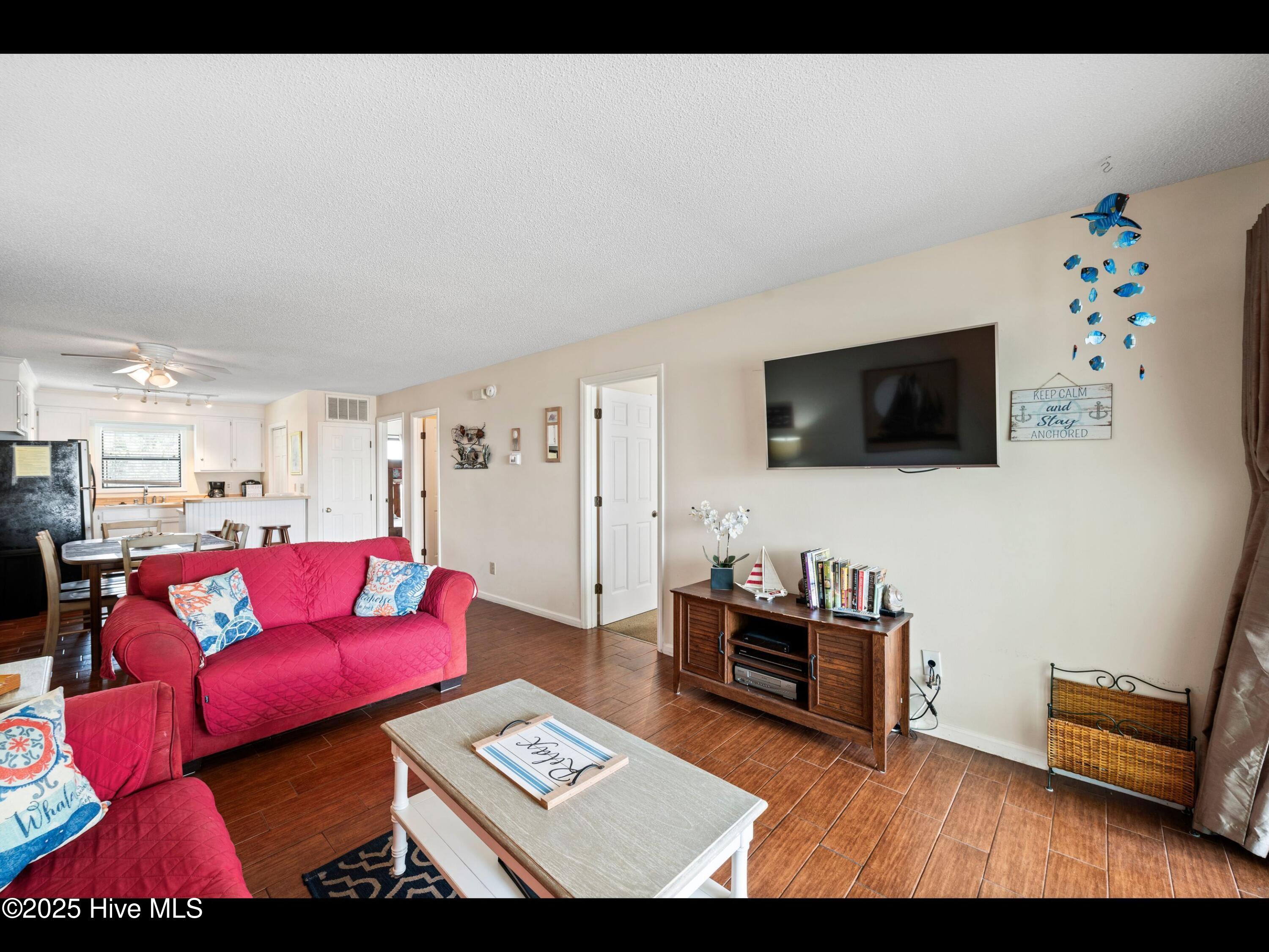1013 Carolina Beach Avenue 1f Property Photo 5