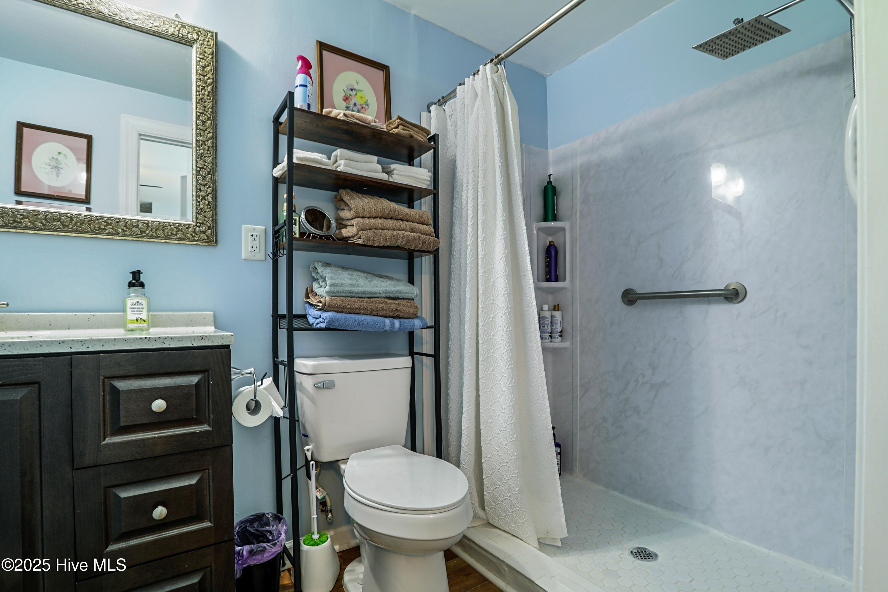 679 Bay Harbor Drive Property Photo 32
