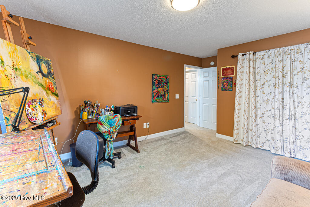 2 Beryl Circle Property Photo 41