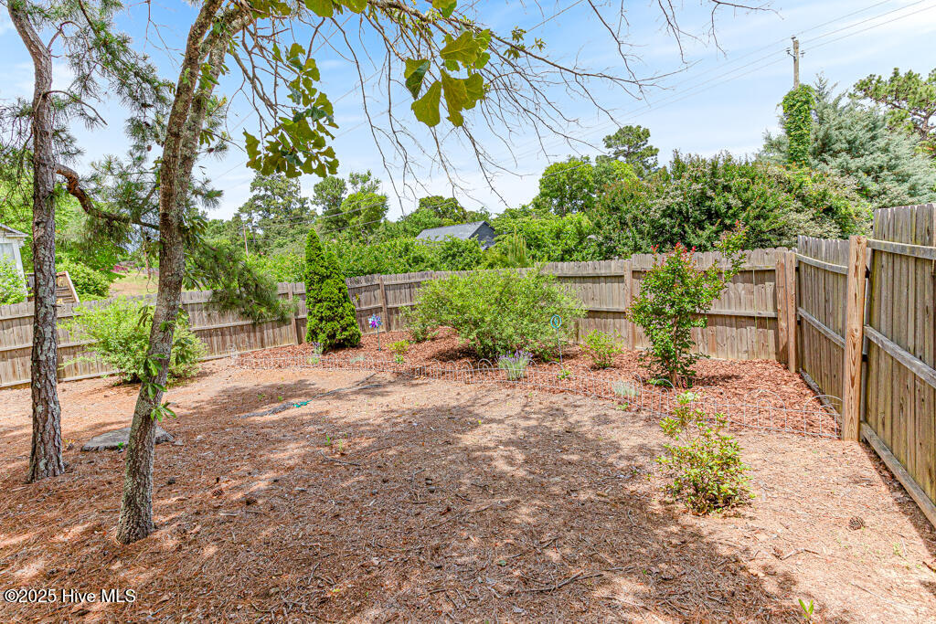 2 Beryl Circle Property Photo 49