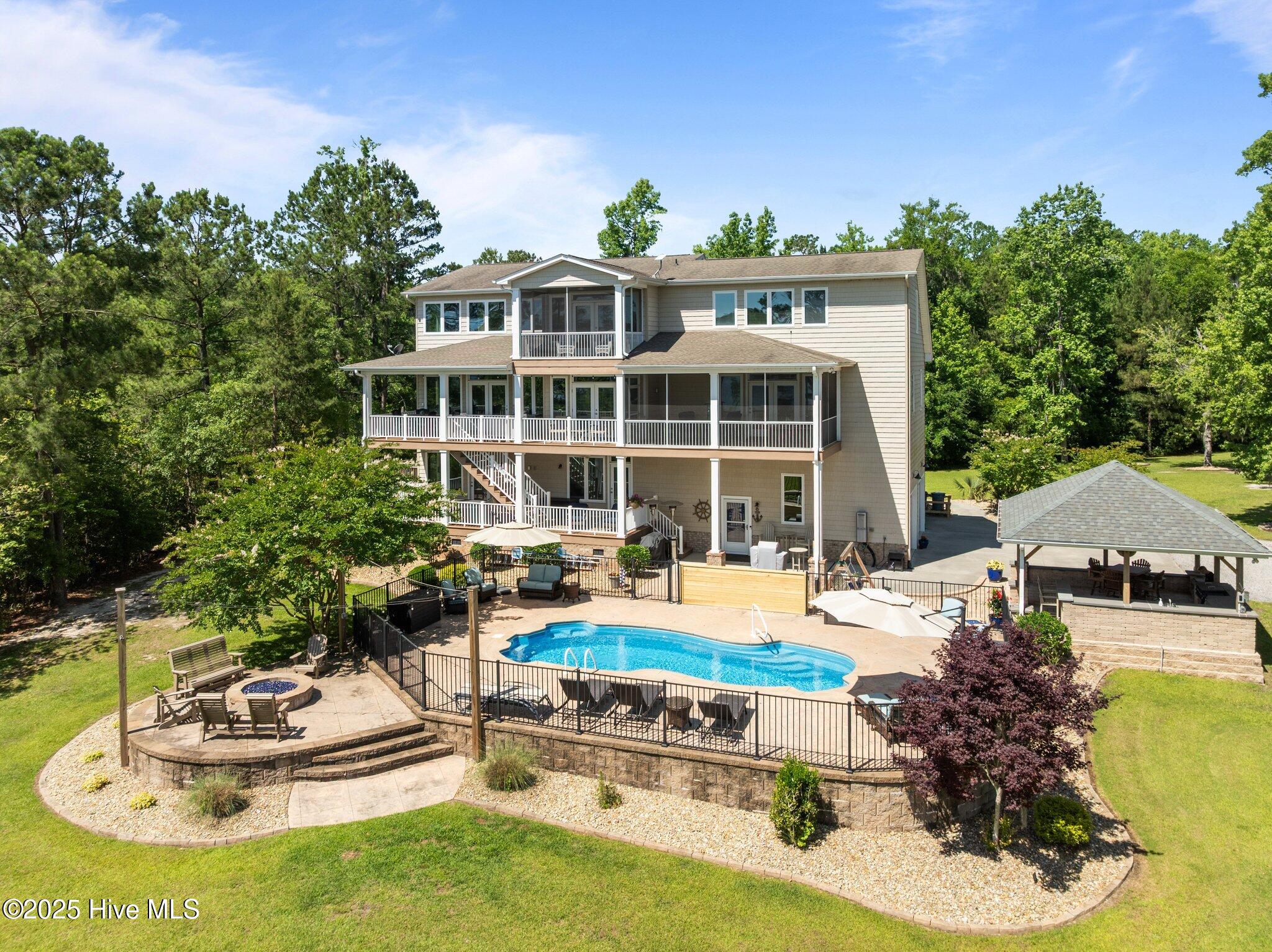 506 Long Point Road Property Photo 1