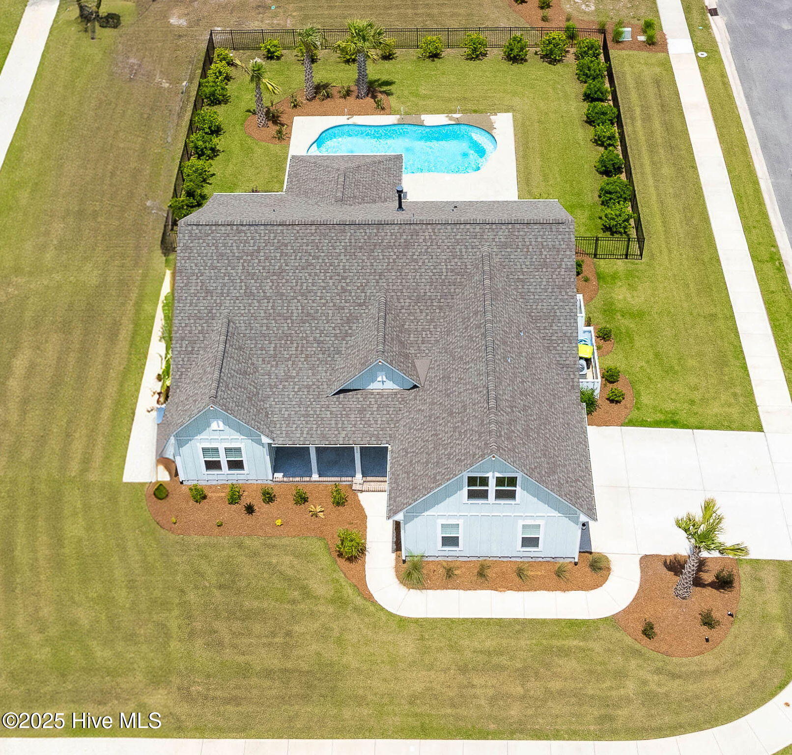 3250 Calusa Cove Property Photo 1