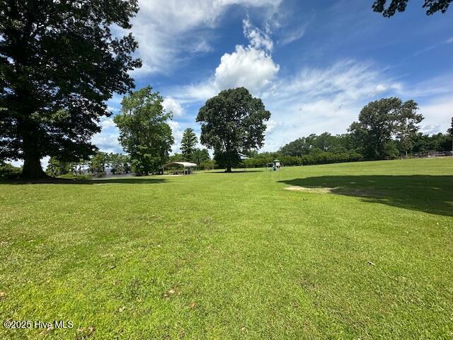 304 - 306 Pineview Drive Property Photo 5