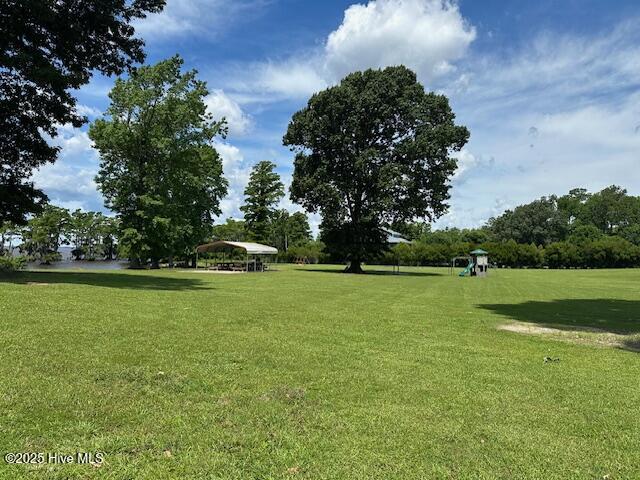 304 - 306 Pineview Drive Property Photo 6