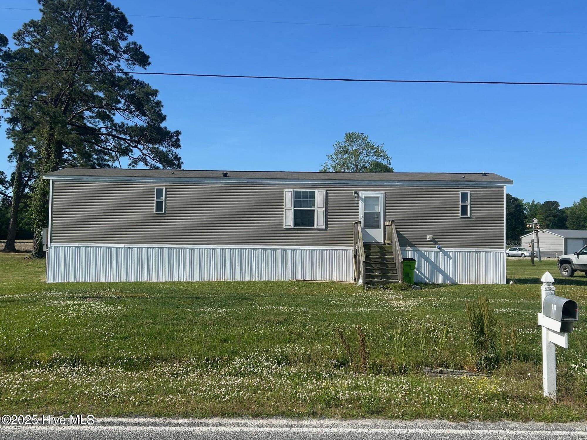 178 Ipock Loop Road Property Photo 1