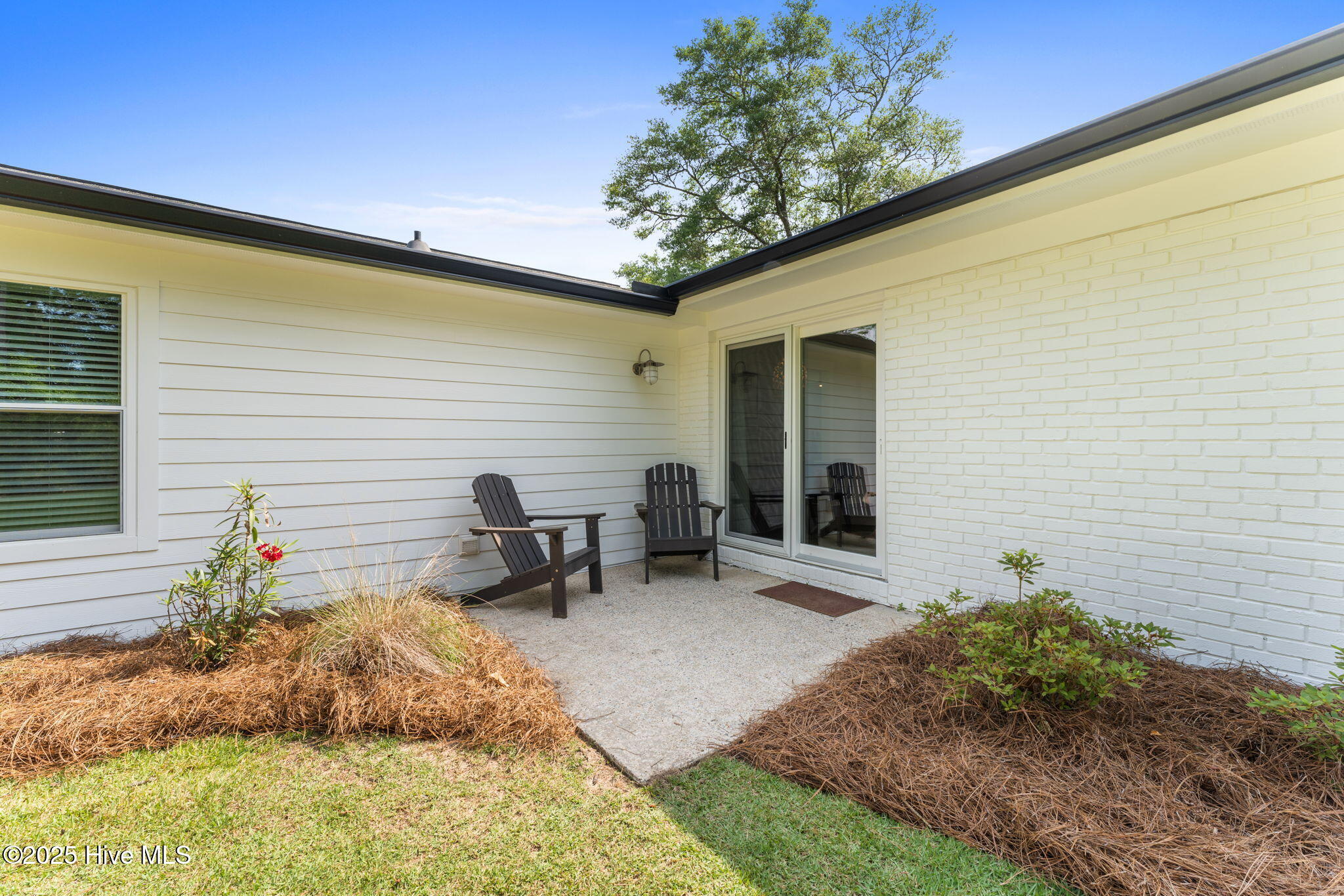 1015 E Moore Street Property Photo 42