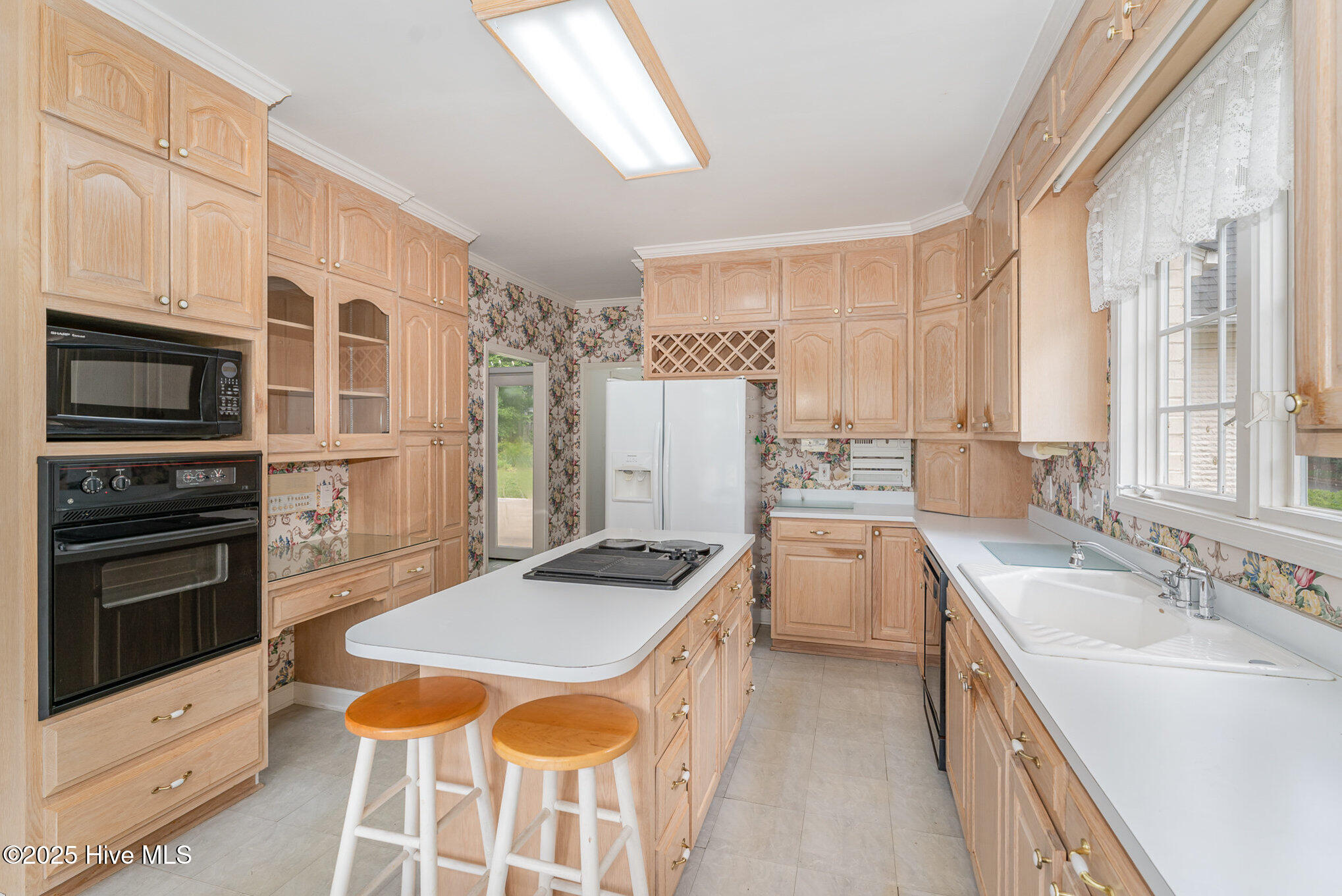 600 Driftwood Drive Property Photo 23