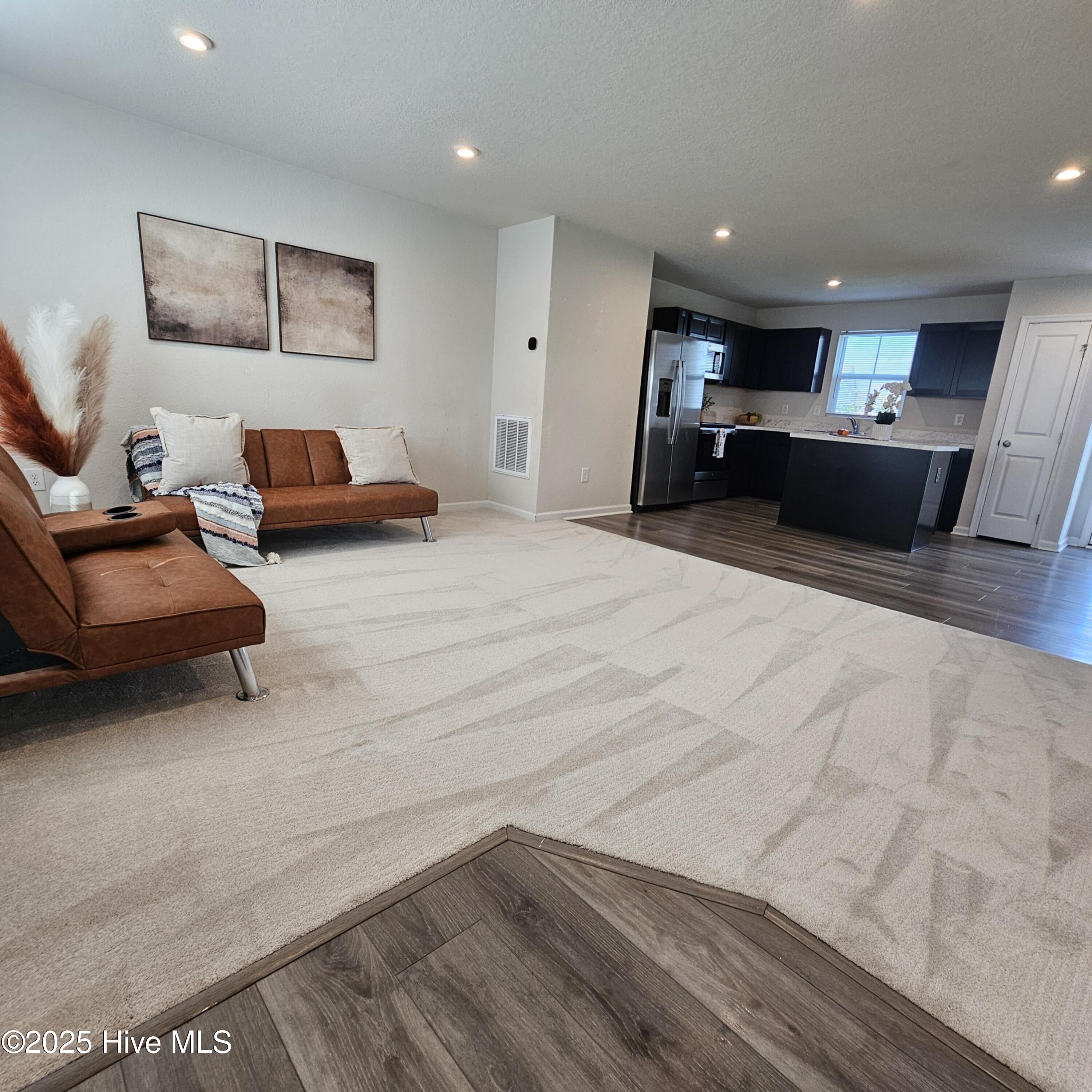 1300 Elder Street Property Photo 5