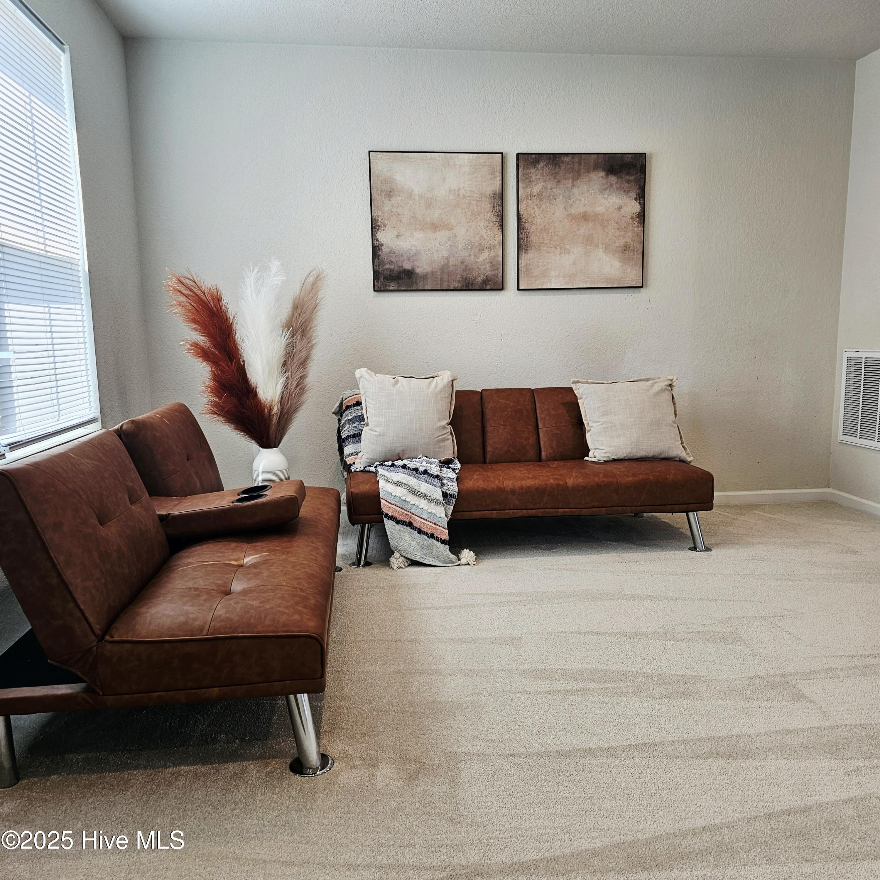 1300 Elder Street Property Photo 6