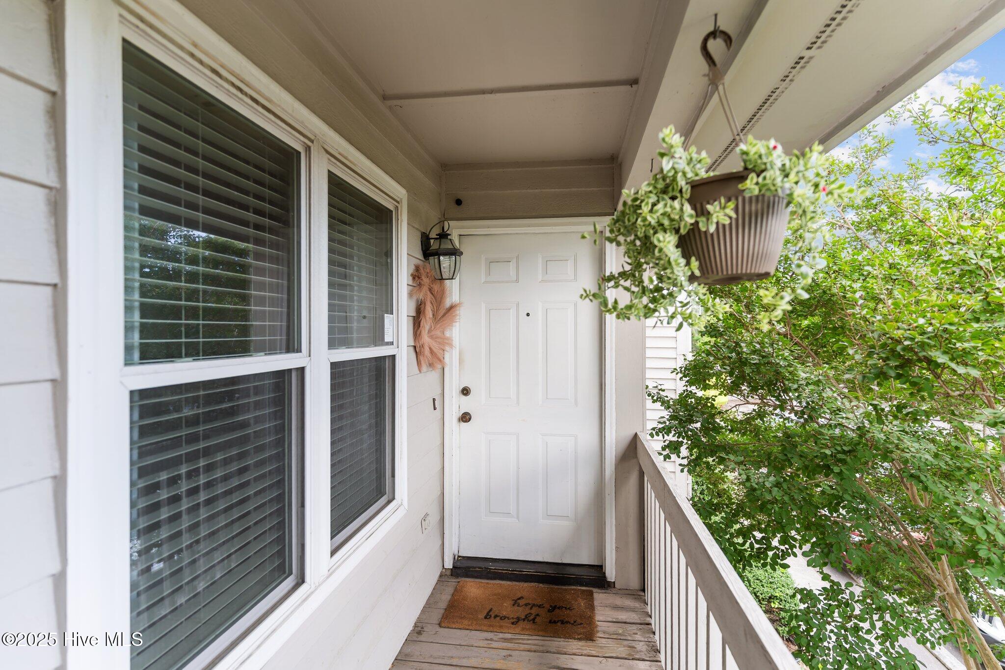 1825 Savannah Court D3 Property Photo 4