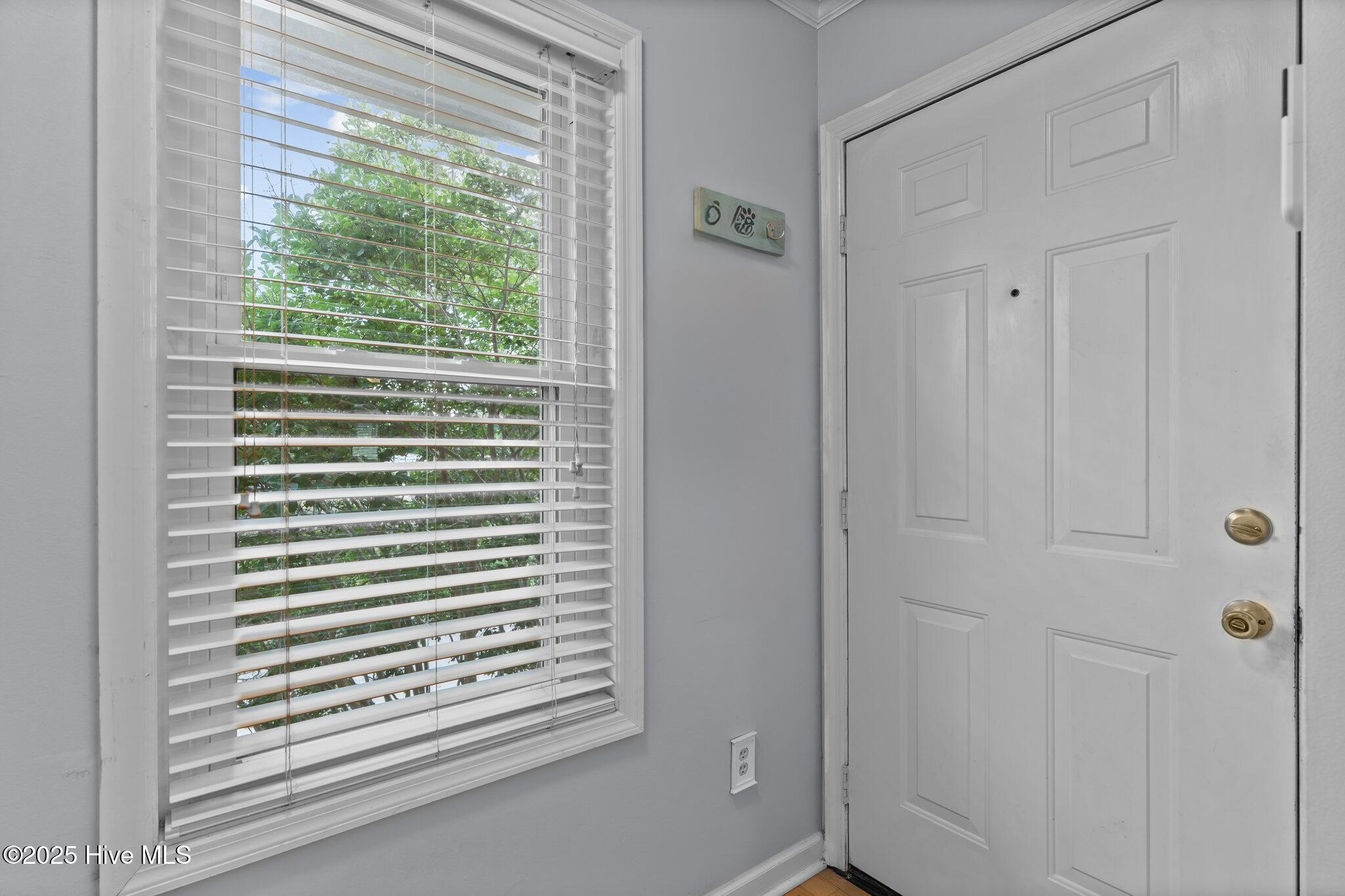 1825 Savannah Court D3 Property Photo 5