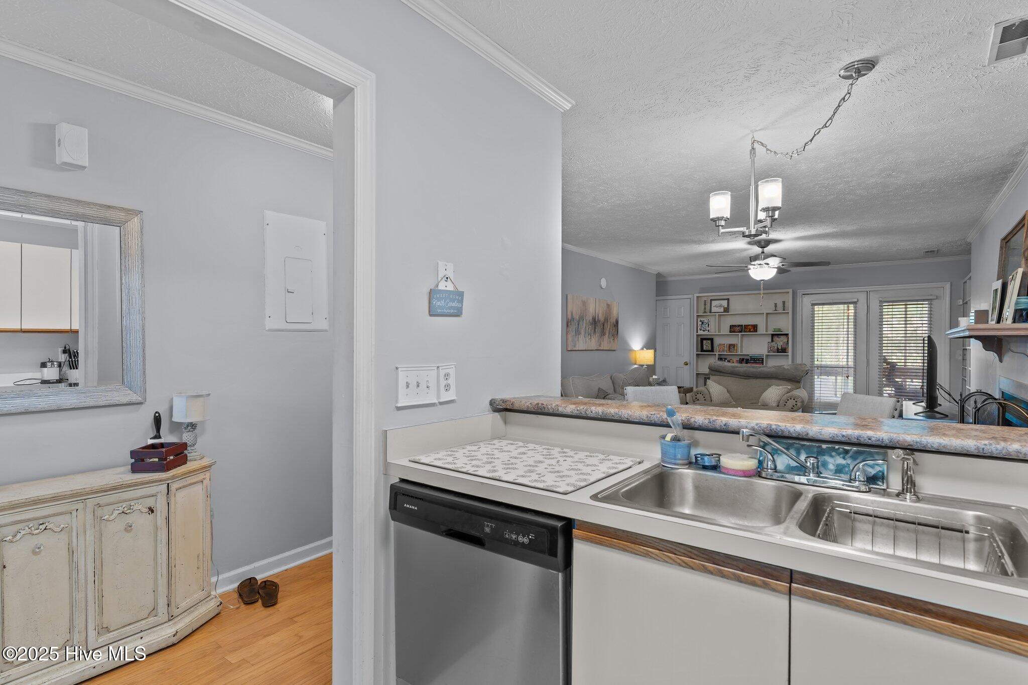 1825 Savannah Court D3 Property Photo 10