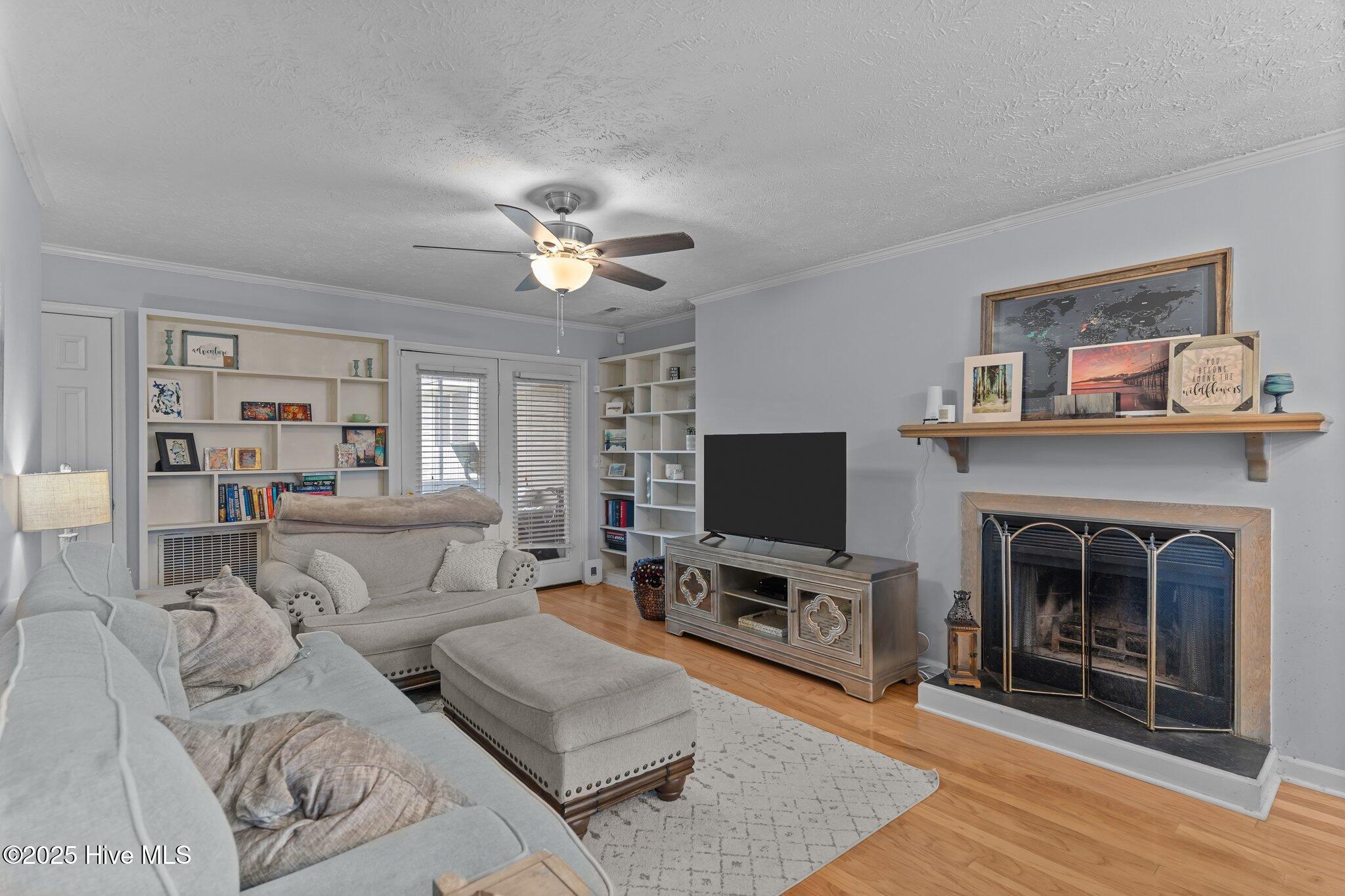 1825 Savannah Court D3 Property Photo 12