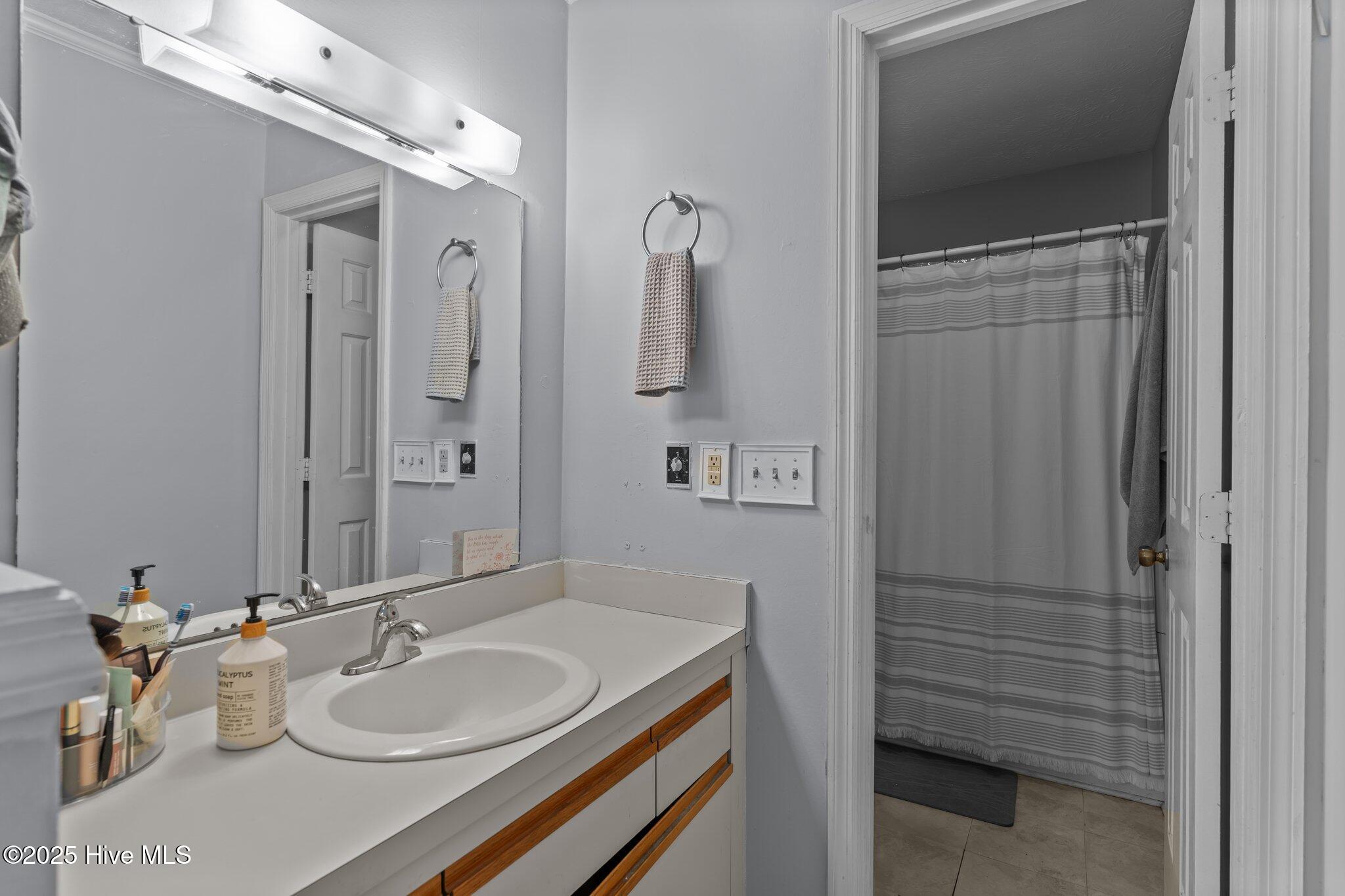1825 Savannah Court D3 Property Photo 28