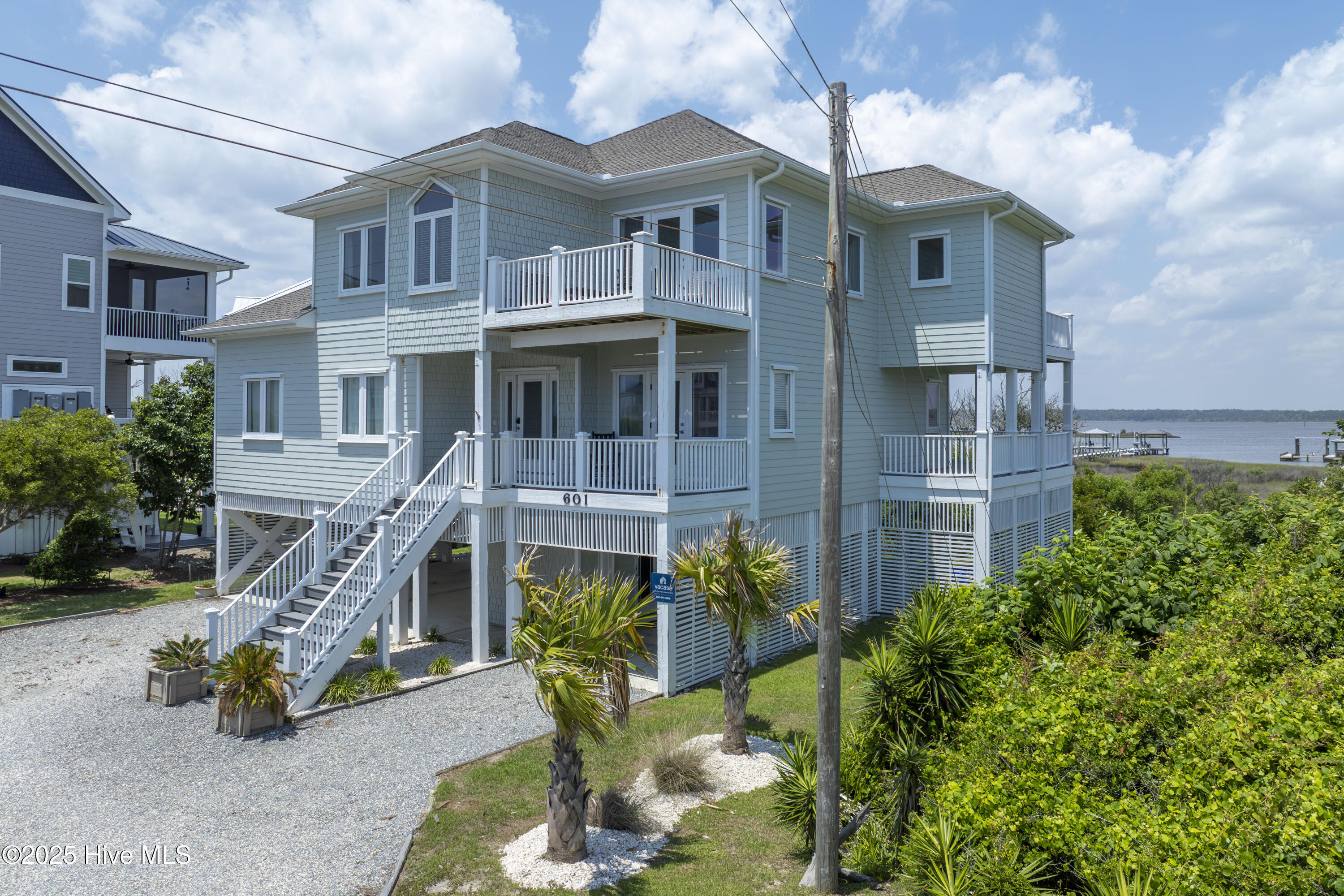 601 New River Inlet Road Property Photo 1