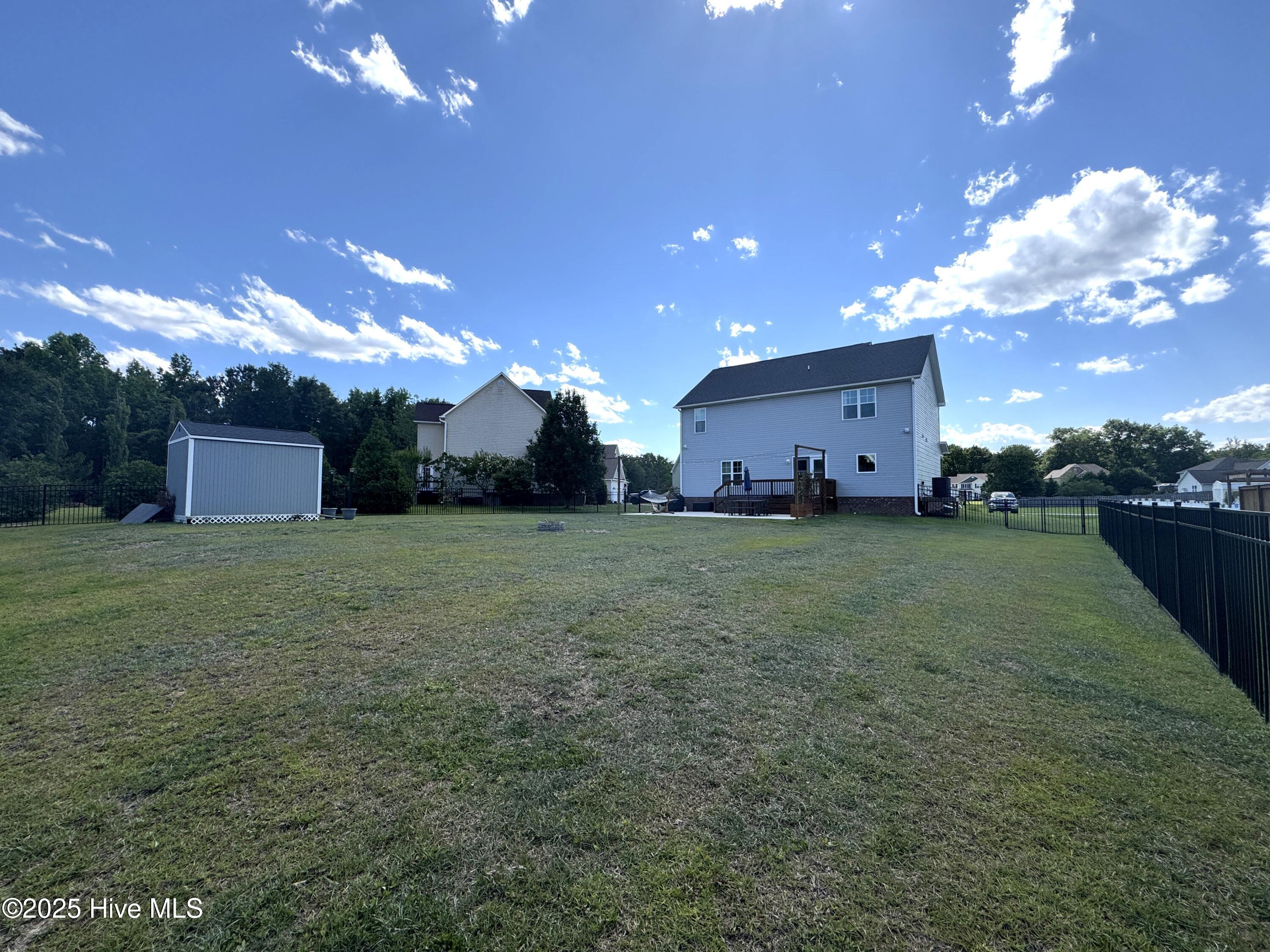 303 S River Court Property Photo 41